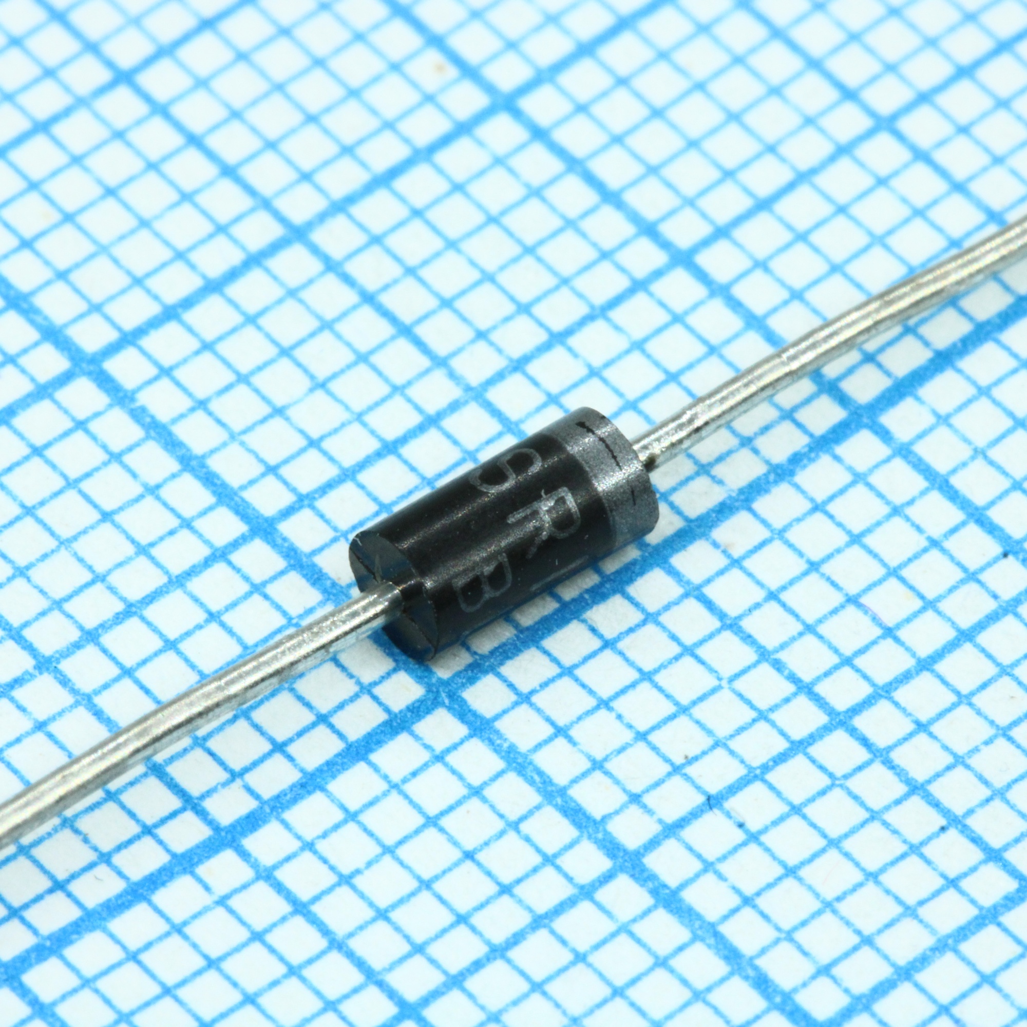 SR160 - Диод Шоттки  60V 1 А 0.7V