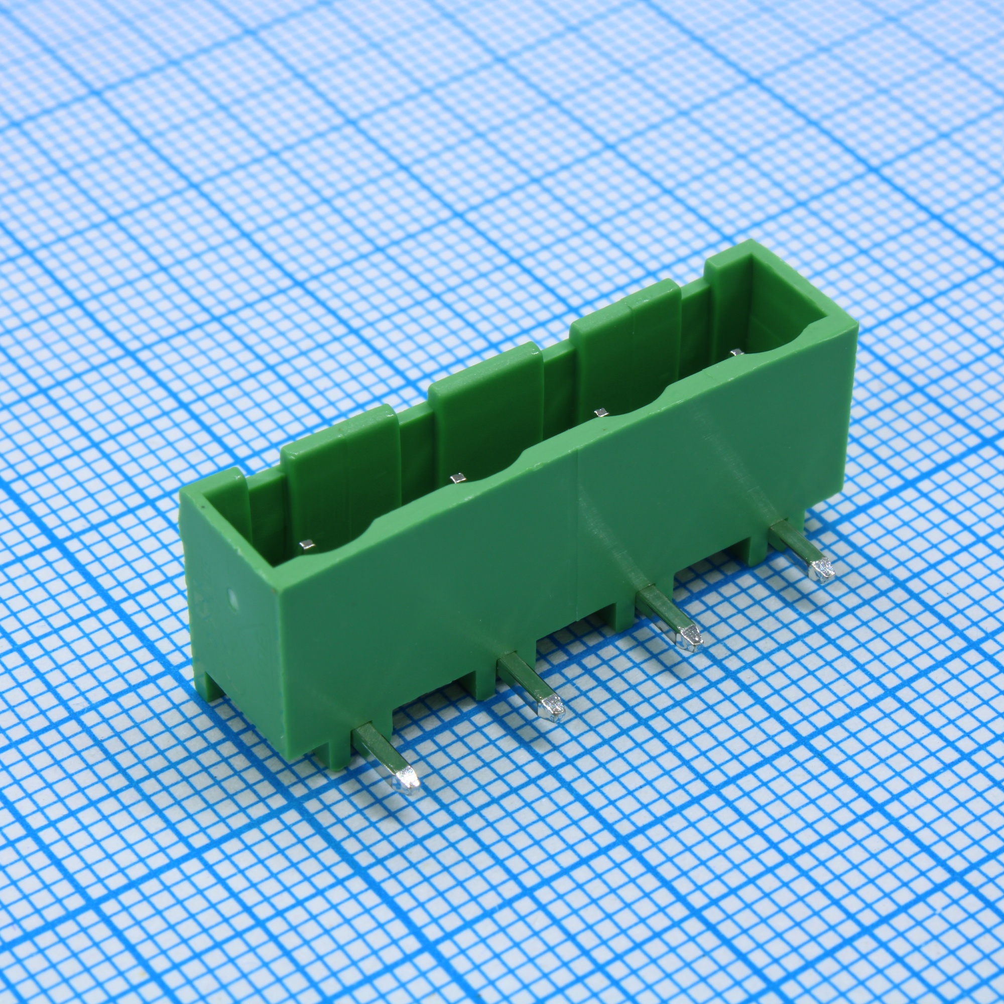 2EDGRC-7.62-04P-14-00A(H) - Разъемный клеммный блок на плату, 4 контакта. Серия 2EDGRC-7.62