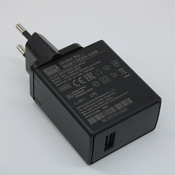 NGE12E05-USB - AC-DC, 12Вт, сетевой адаптер, выход 5В/2.4А, вход 80...264В AC, 47...63 Гц, изоляция 4000B DC, 2xMOPP, 48x28*x55мм, -30...+70C, евровилка, USB-type A