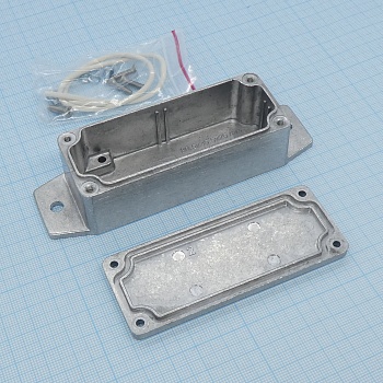 G102MF - Герметичный алюминиевый корпус с фланцами, IP65, некрашеный