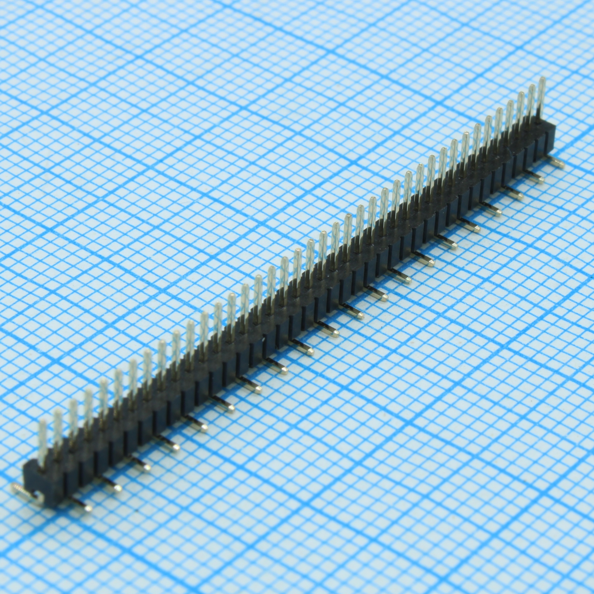 DS1031-03-1X40P8BS311-3A - Однорядный штыревой соединитель на плату 40 pin SMD монтаж