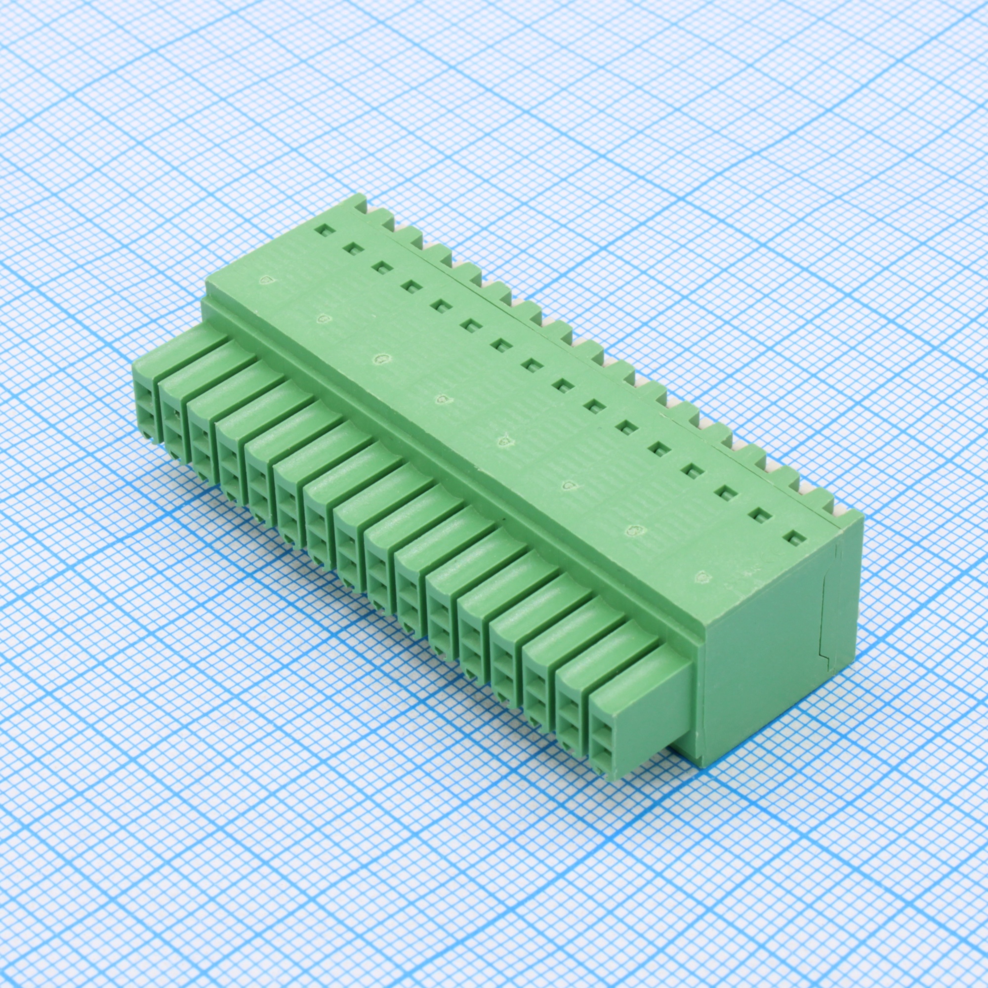 15EDGKNHB-3.5-32P-14-00A(H) - Разъемный клеммный блок на кабель, 32 контакта. Серия 15EDGKNHB-3.5