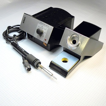 0ANA60A - Антистатическая аналоговая одноканальная станция Analog-60A, 60Вт, 220В/24В с паяльником ErgoTool (60Вт при t-350°C, 75Вт при t-280°C), жало 0832CD.