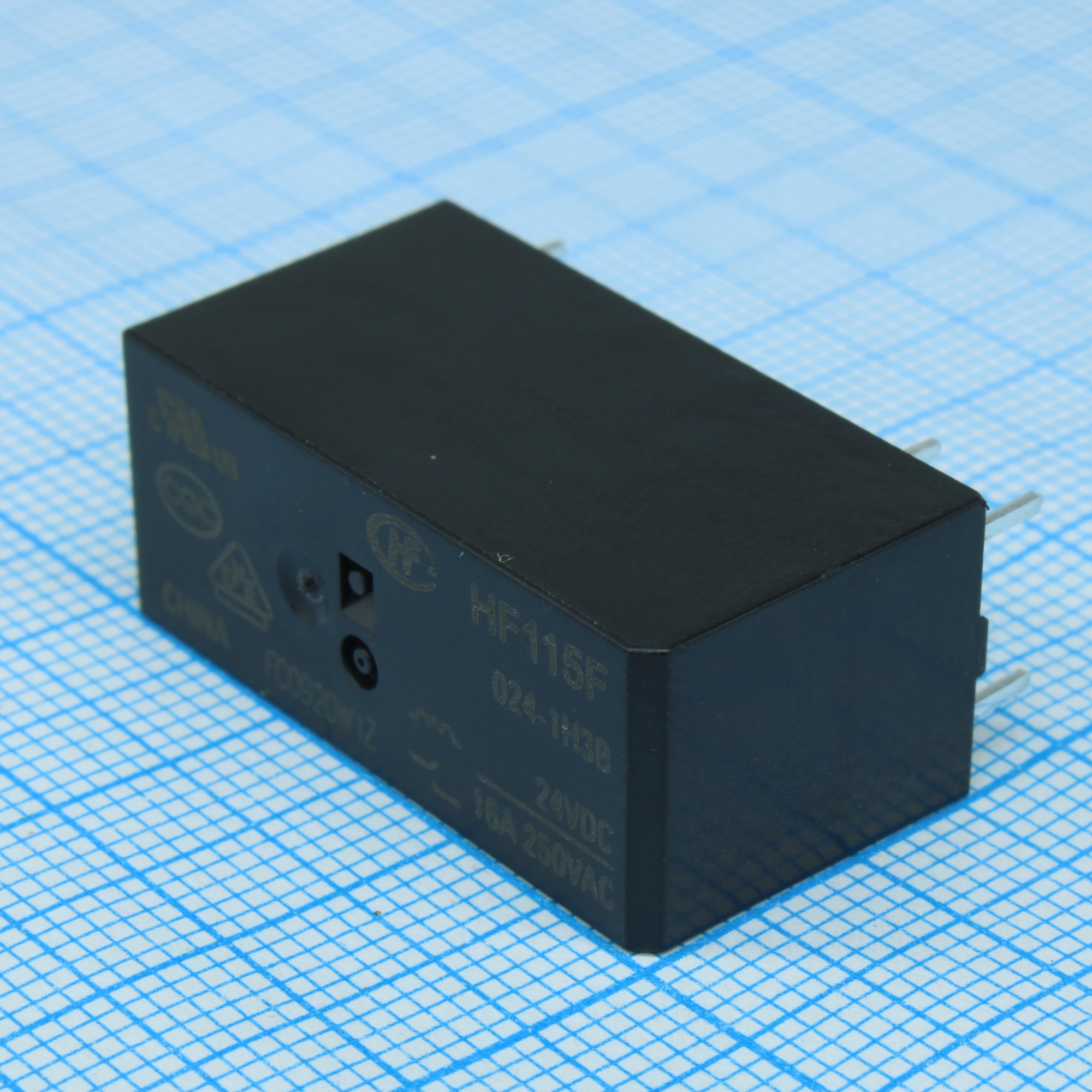 HF115F/024-1H3B - Реле силовое, 16 А, 24 В, один контакт на замыкание