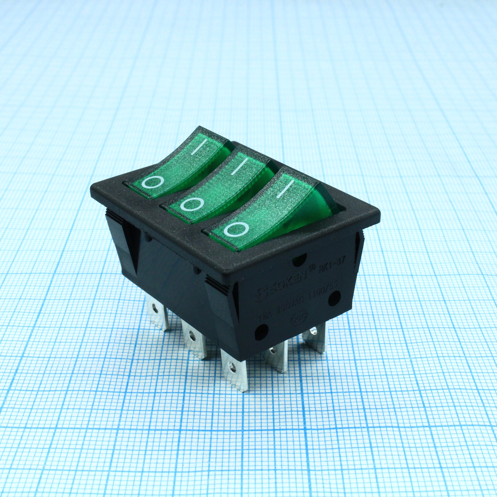 RK1-37 1X1X3N B/G"0-" - Выключатель клавишный ON-OFF с подсветкой цвет корпуса (черный) цвет кнопки (зеленый)