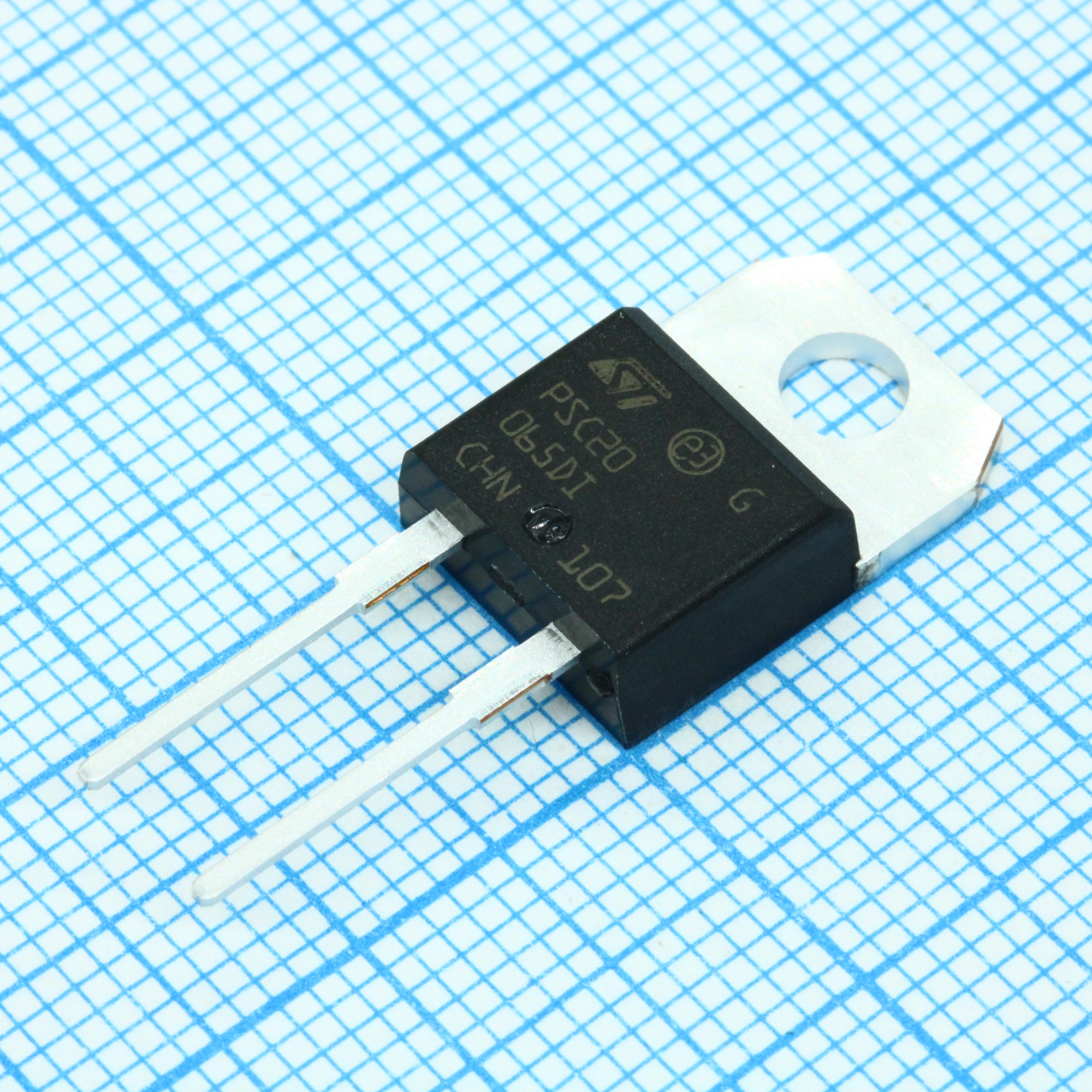 STPSC20065DI - Диод Шоттки 650V 20A изолированная подложка