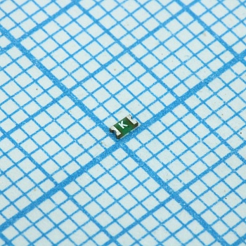 046701.5NRHF - Предохранитель сверхбыстродействующий 32В 1.5А серия 467 для поверхностного монтажа 0603