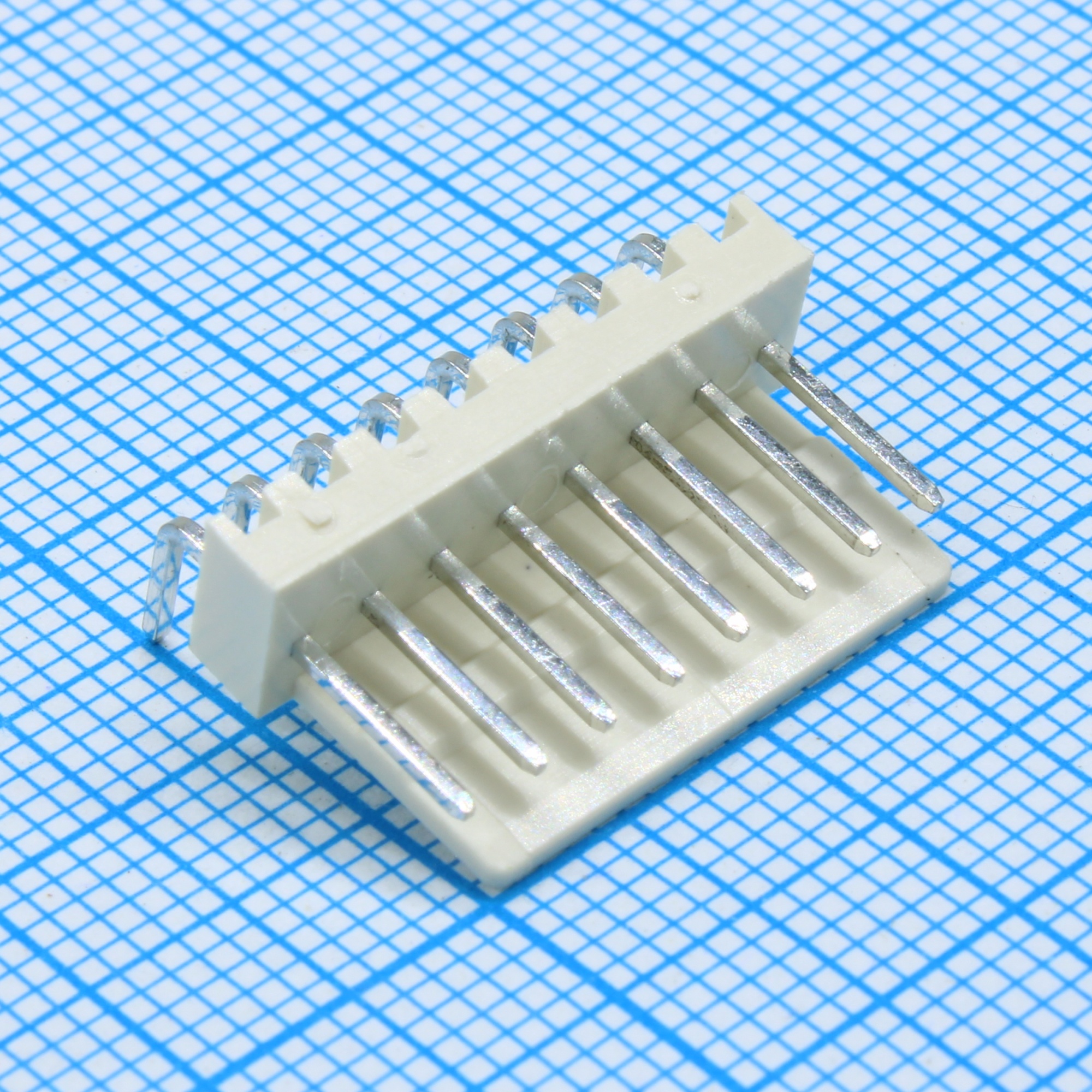 DS1070-8MRV6 - Разъем типа провод-плата, вилка угловая, шаг 2.54 мм, 8 контактов.