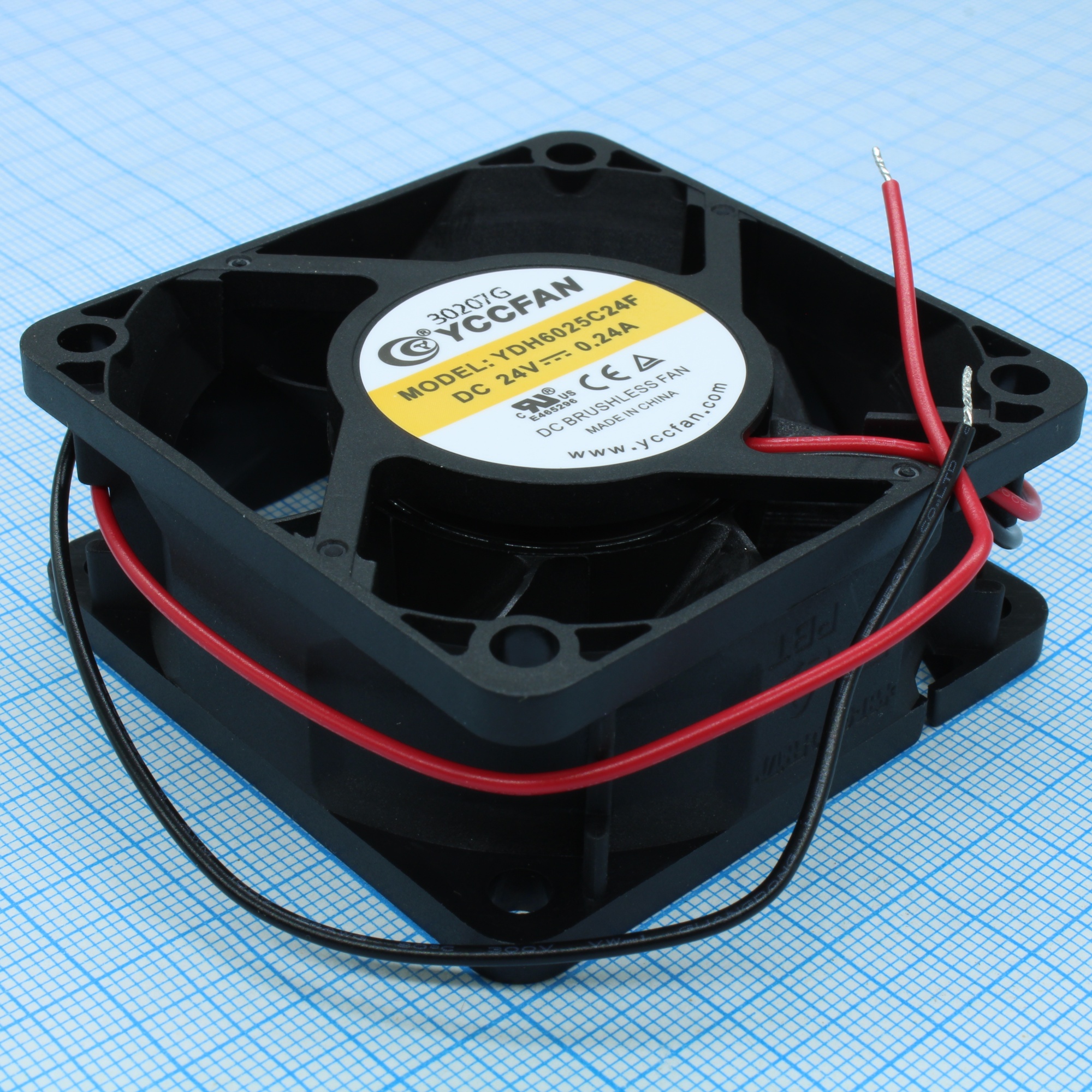 YDH6025C24F - Вентилятор 24В 60х60x25 C, 3.12Вт, 6500 об/мин, 56.53м3/час, 45.8дБ, подшипник скольжения CycleSeal, тип вывода - провод