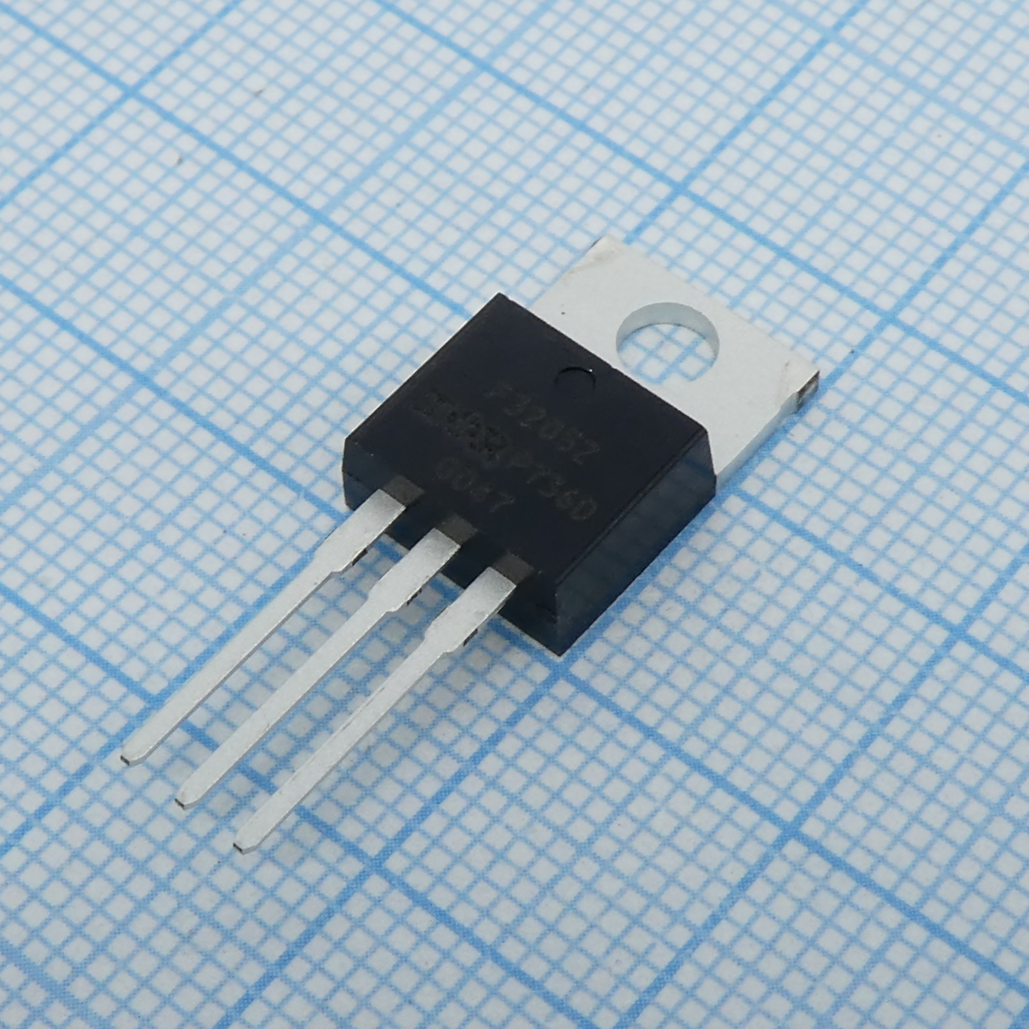 IRF3205ZPBF - Транзистор полевой MOSFET N-канальный 55В 75А 170Вт