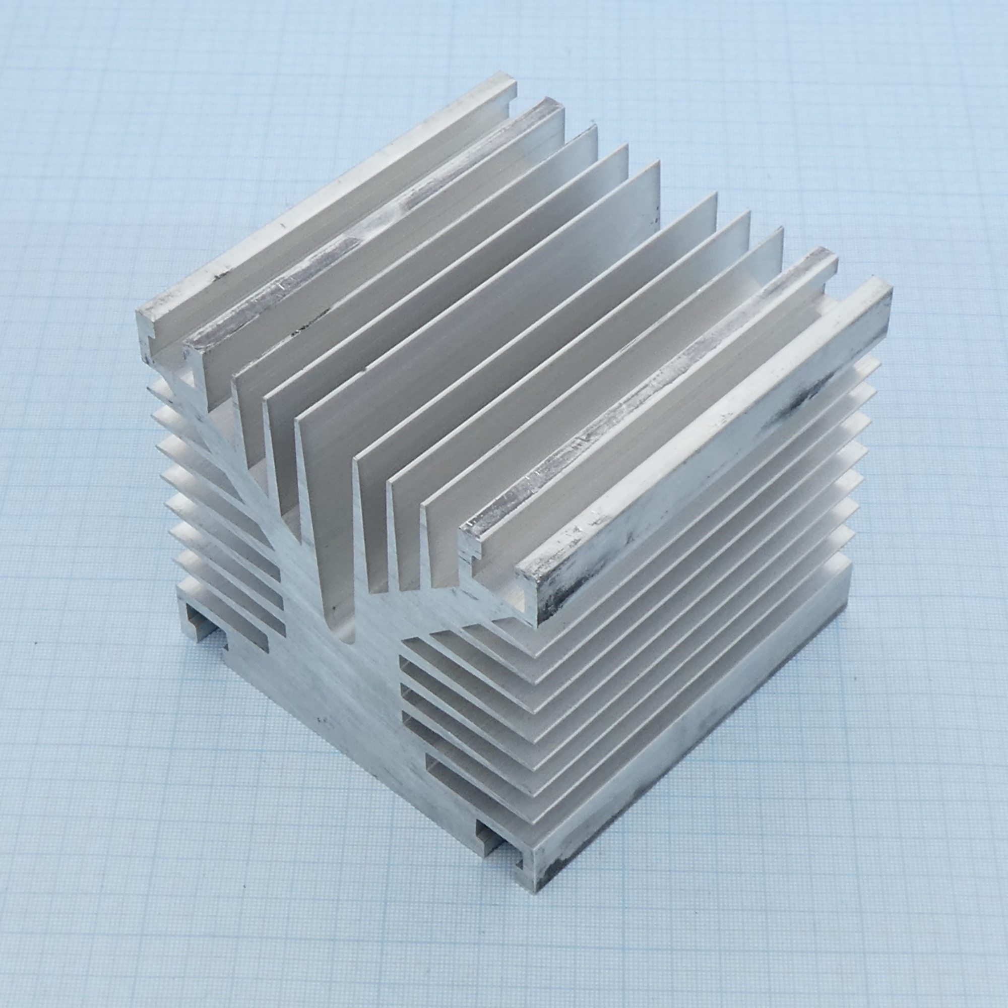 ОХЛАДИТЕЛЬ 0281 М24/1.5 - (110*110*100) 130 Вт