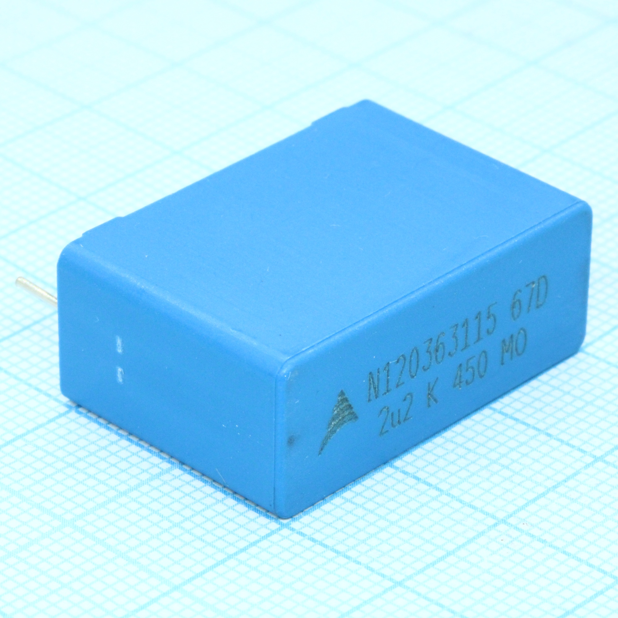 B32674D4225K - Конденсатор металлоплёночный полипропиленовый 2.2мкФ 450В ±10% (31.5х12.5х21.5мм) радиальный в пластиковом прямоугольном корпусе 27.5мм 0.0149Ом