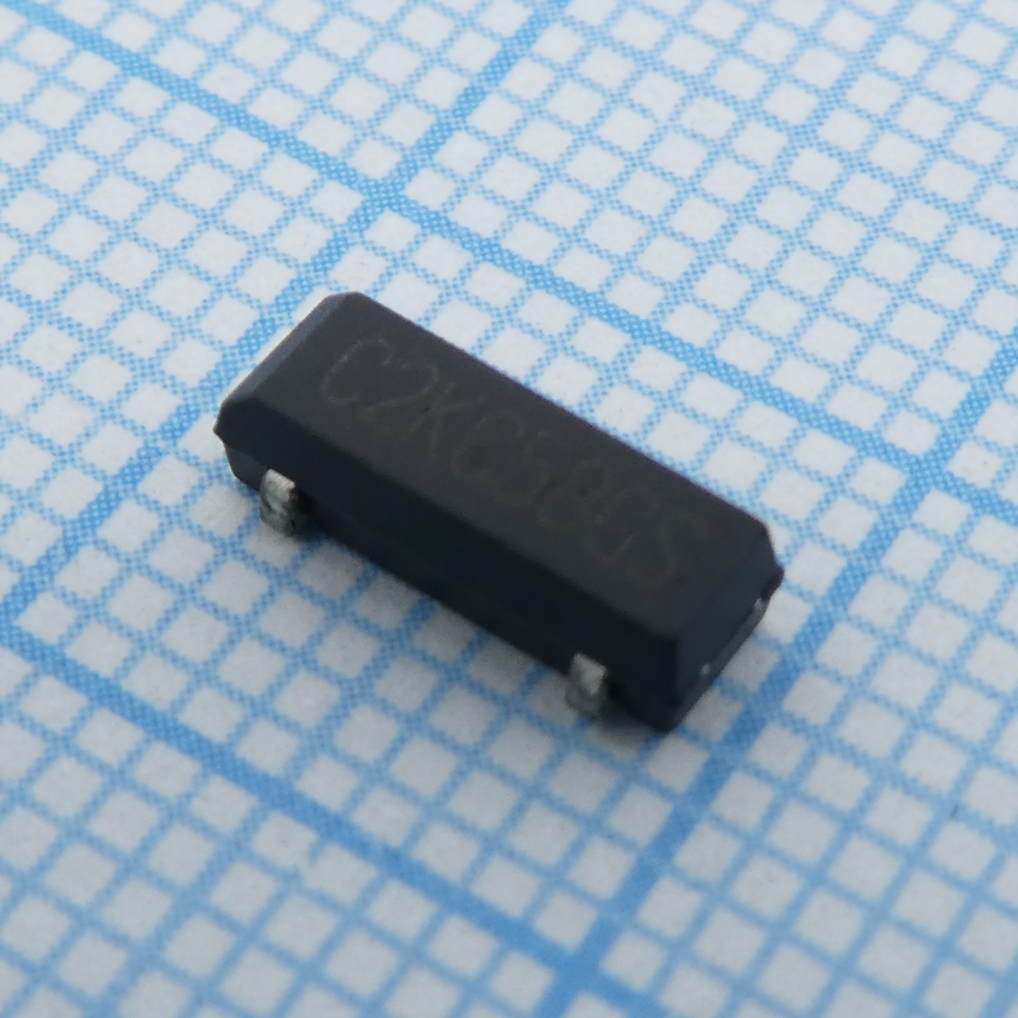 12.87114 - Резонатор кварцевый 32.768кГц 20ppm, Cшунт = 2пФ, Cнагр = 12.5пФ