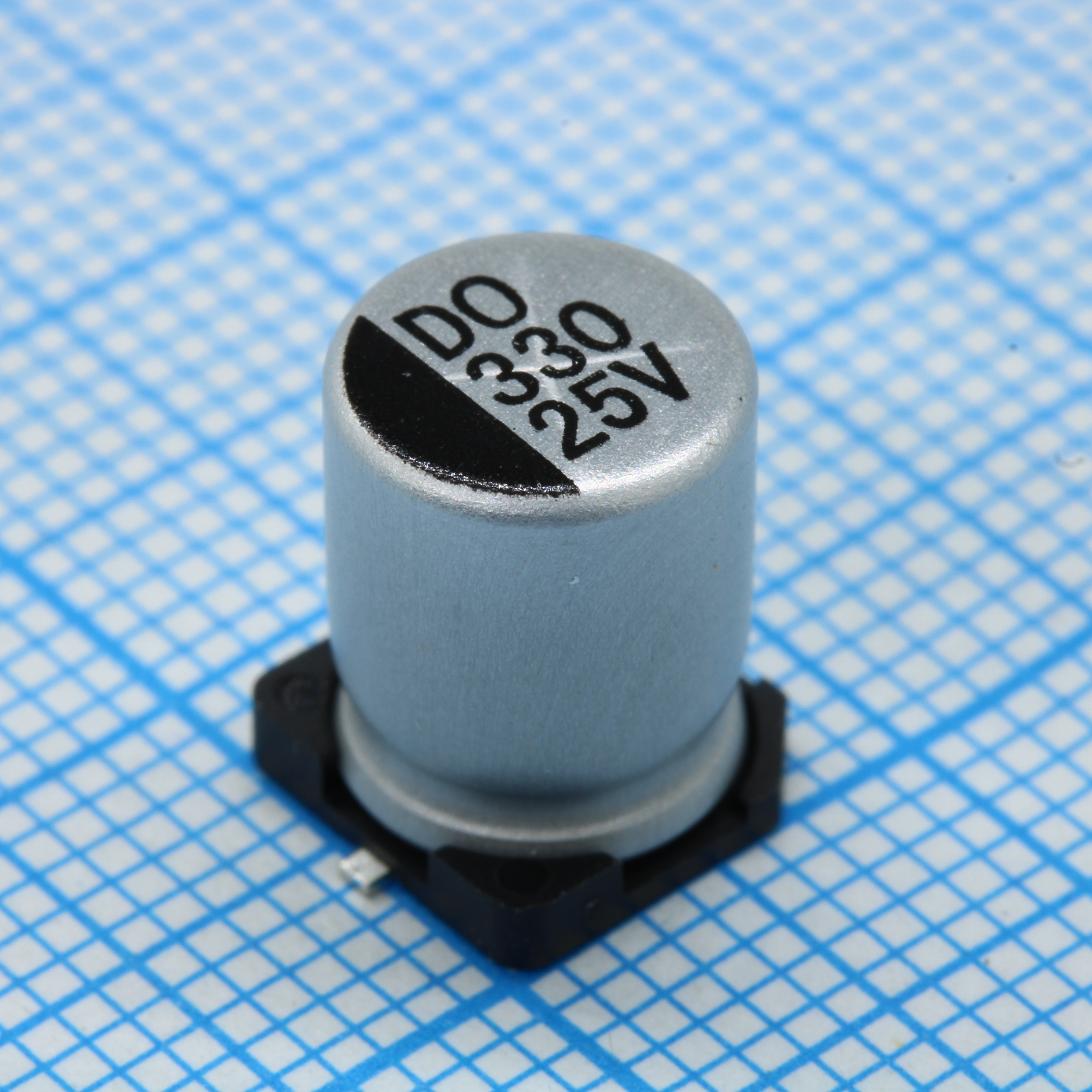 CD025M331F10PKKKV00R - Конденсатор алюминиевый электролитический 330мкФ 25В ±20% (8х10мм) для поверхностного монтажа 0.22Ом 450мА 2000час 105°С лента на катушке