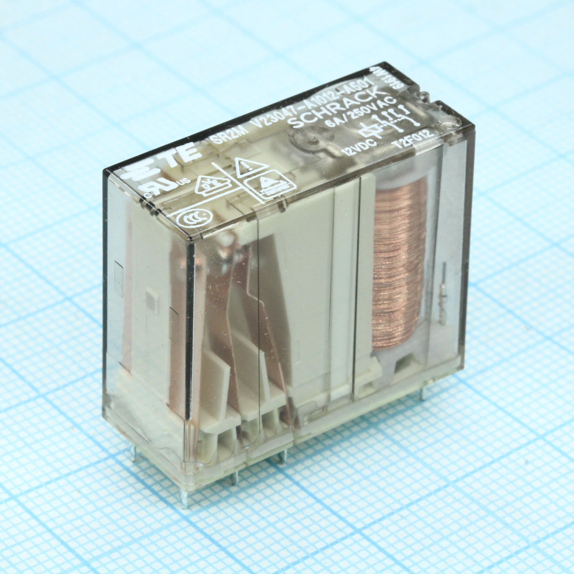 1393258-4 - Силовое реле 6А две контактных группы на переключение катушка 12В