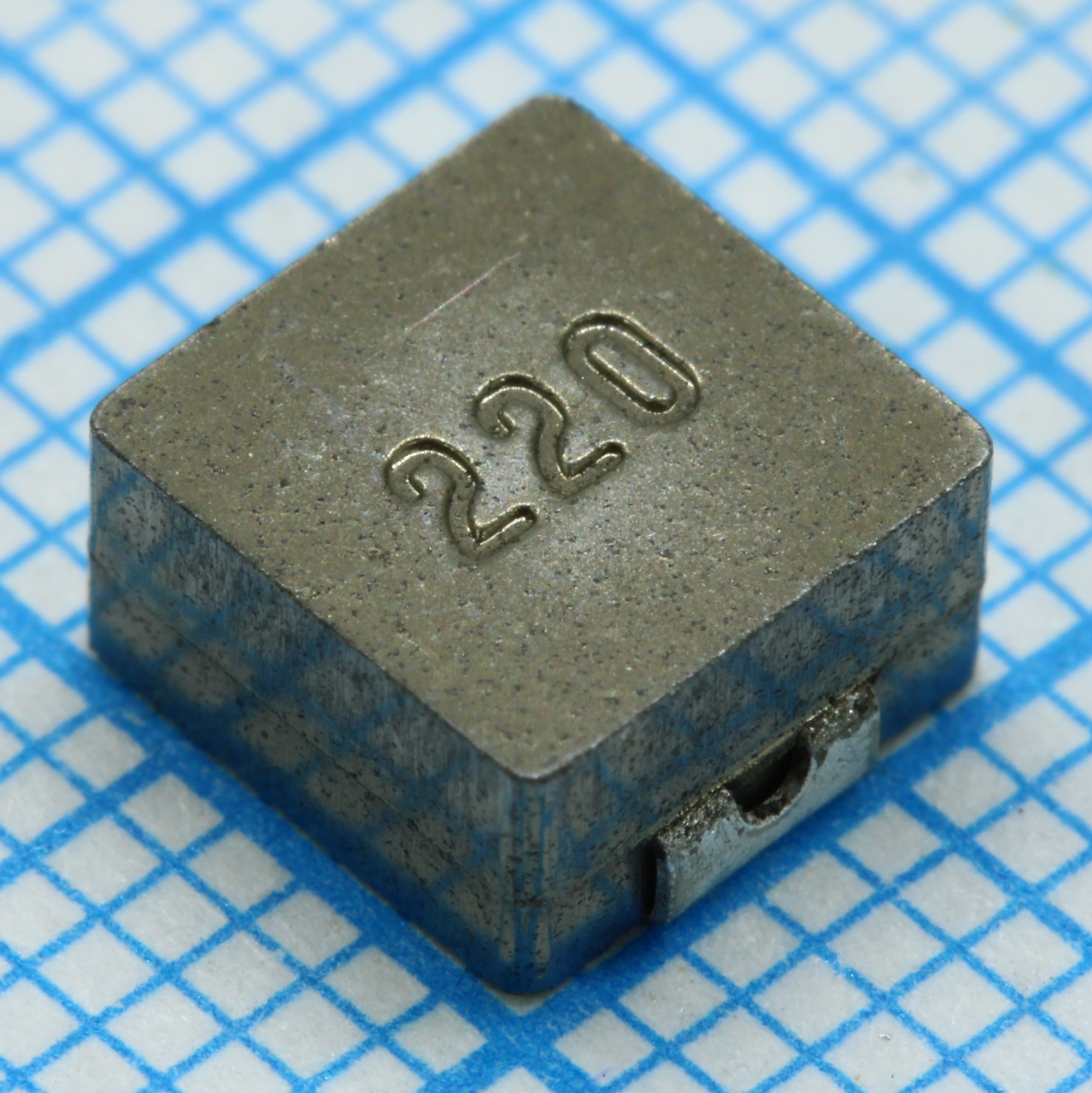 SRP6540-220M - Чип-индуктивность силовая экранировавнная/литая проволочная 22мкГн ±20% 100кГц порошковое железо 2.5А 0.133Ом