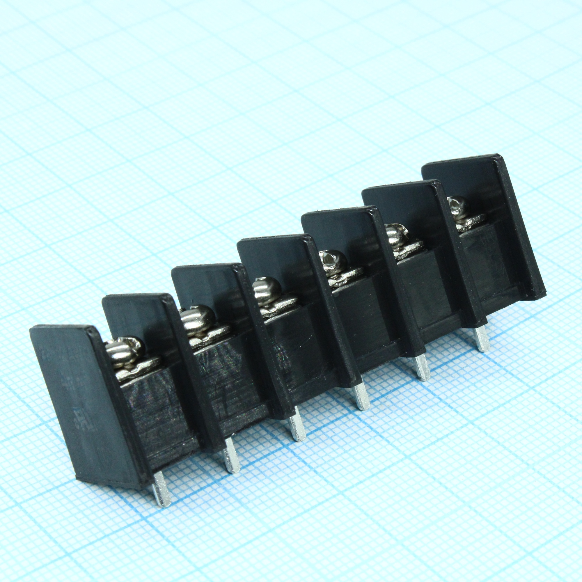 DG45C-B-06P-13-00A(H) - Барьерный клеммный блок 6 контактов. Серия DG45C-B