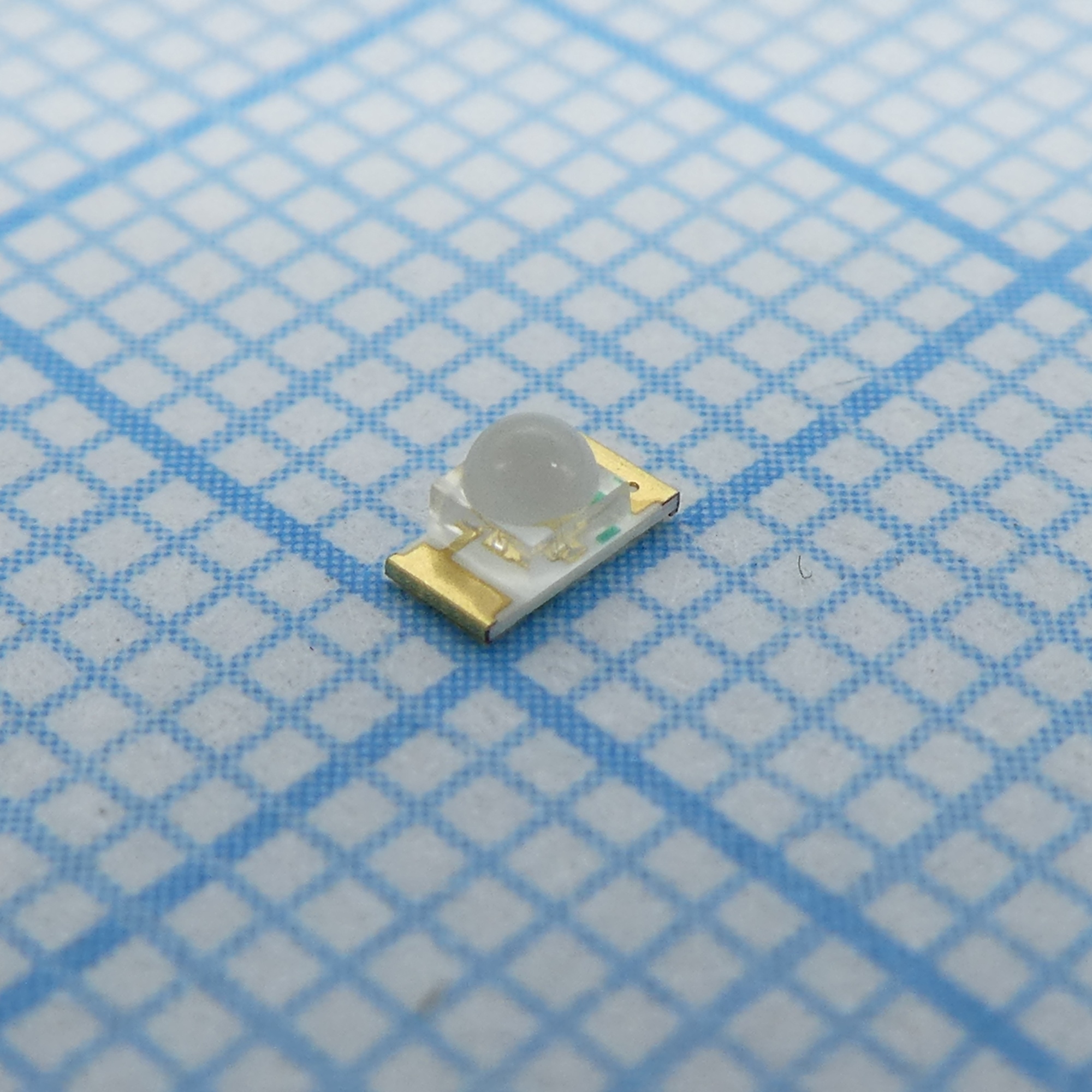 KPTD-3216QBC-D - Светодиод smd 3,2х1,6мм/синий/470нм/280-600мкд/прозрачный/40°