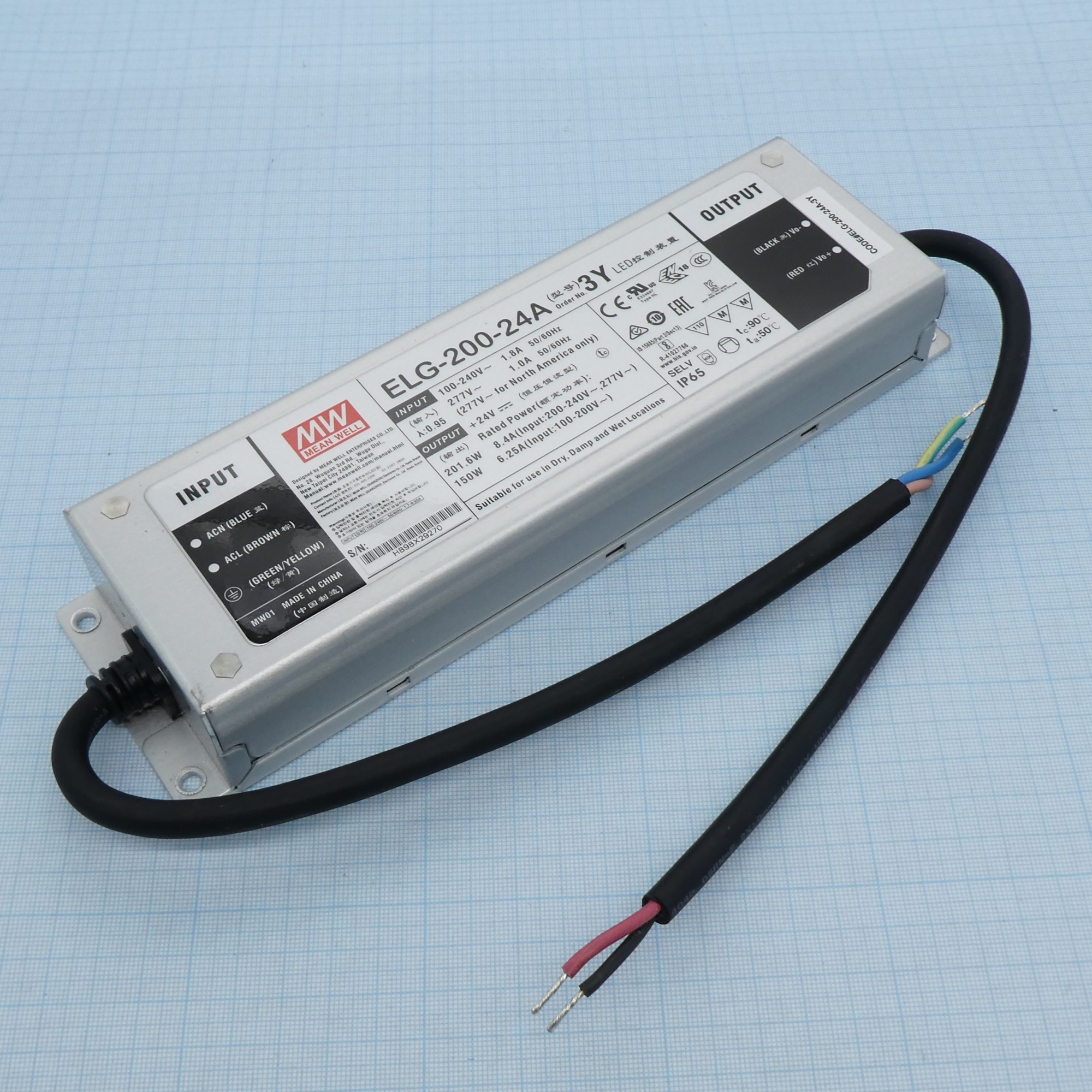 ELG-200-24A-3Y - AC-DC, 201.6Вт, IP67, вход 100…305В AC, 47…63Гц/142…431В DC, ККМ, выход 12...24В/8.4А, изоляция 3750В AC, в кожухе 244х71х37.5мм, -40…+85°С (корпус), потенциометры, с проводом заземления