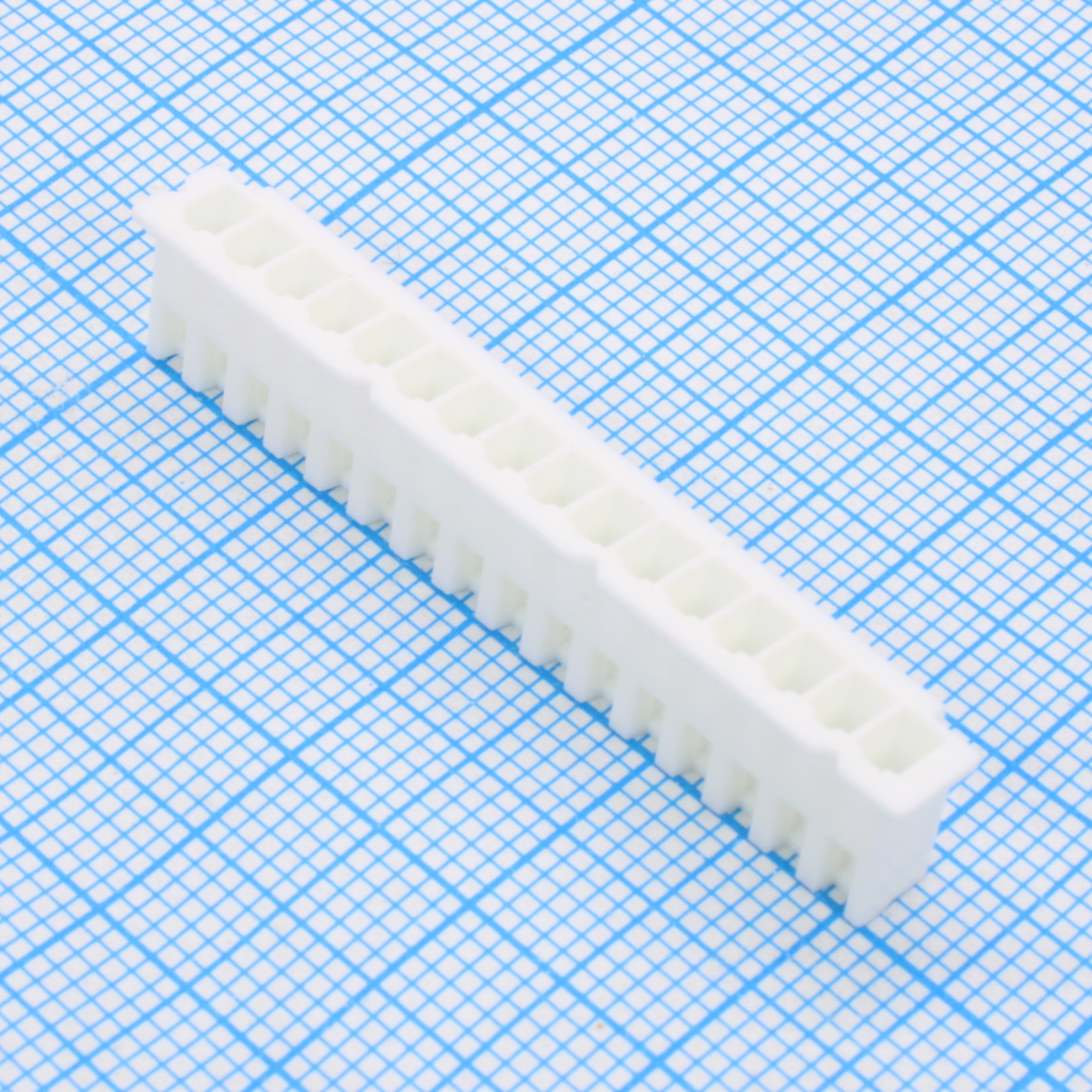 I-DS1069-SCW016 - Корпус разъема розетка 1х16 контактов шаг 2.5мм