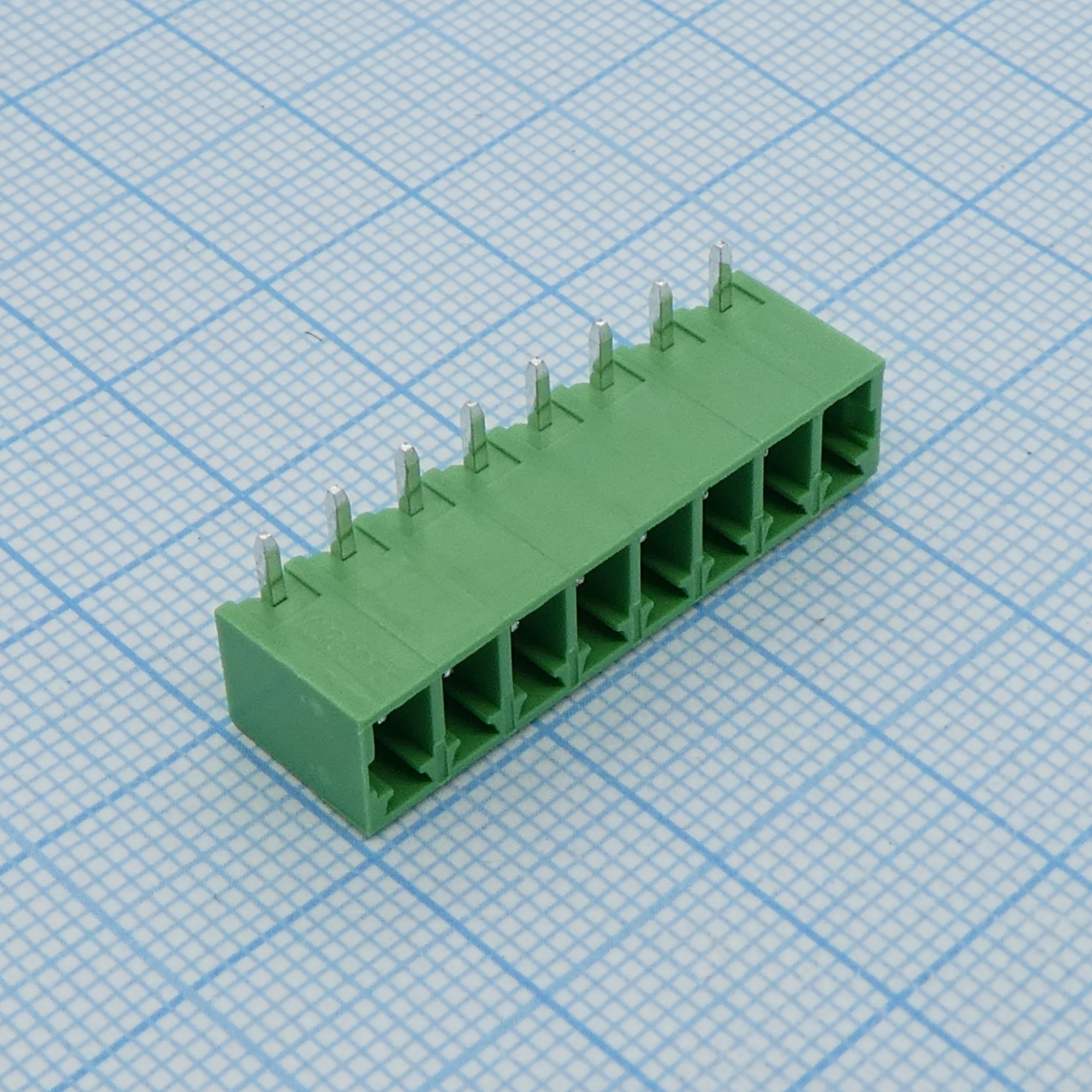 15EDGRC-3.81-08P-14-00A(H) - Разъемный клеммный блок на плату, 8 контактов. Серия 15EDGRC-3.81