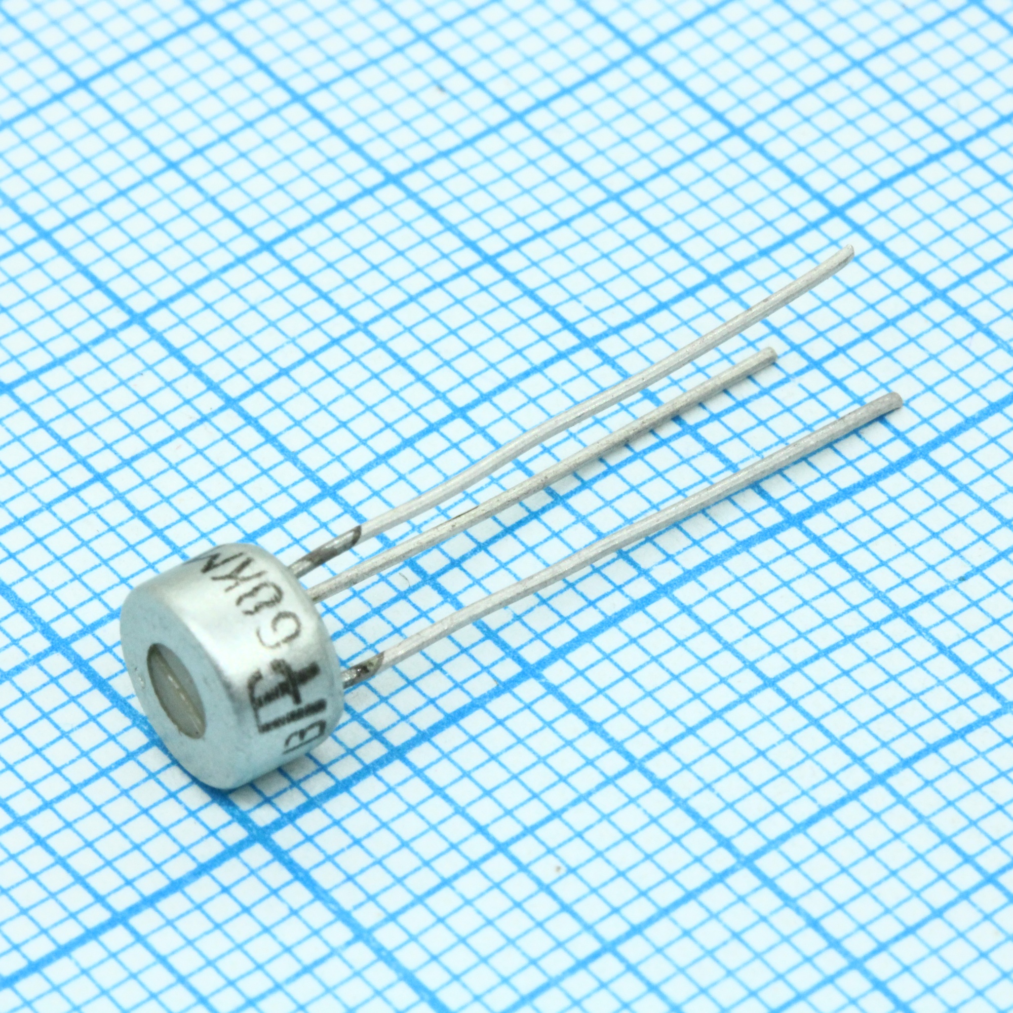 СП3-19а 0.5    68К ±20% - Резистор подстроечный непроволочный однооборотный 0.5Вт 68КОм ±20%