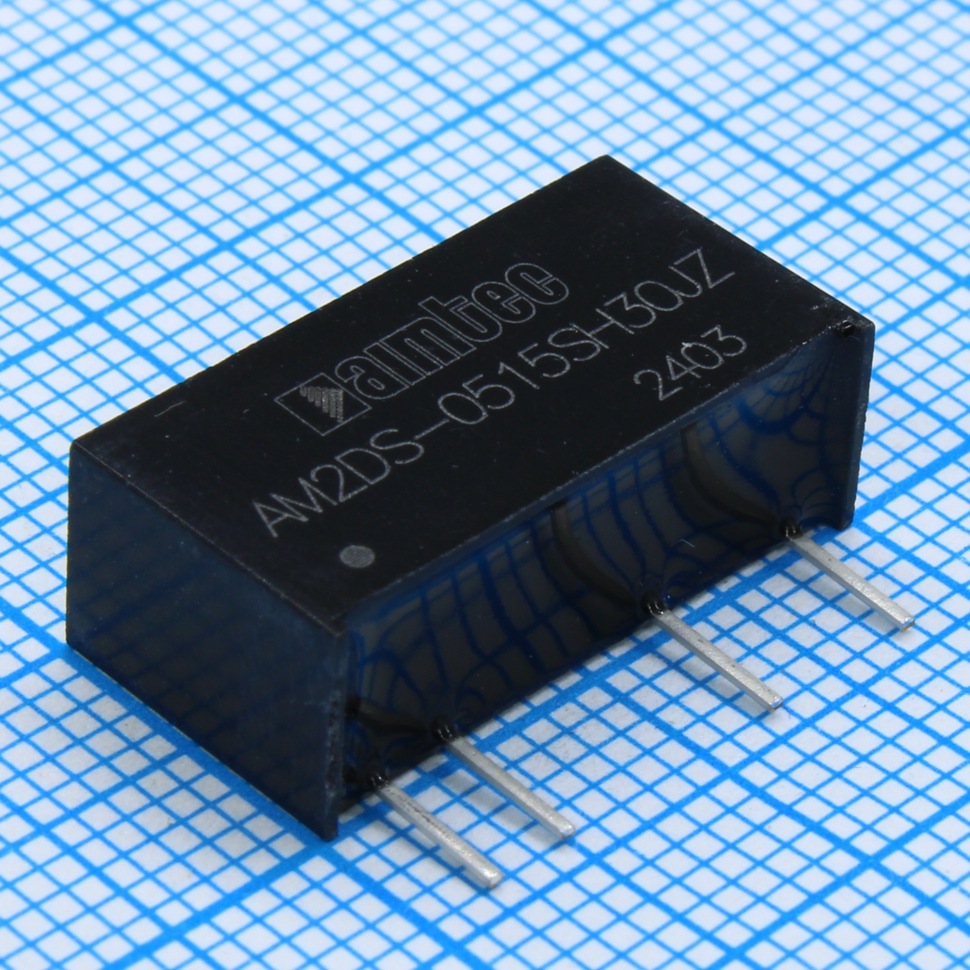 AM2DS-0515SH30JZ - DC/DC, 2Вт, вход 4.5…5.5В, выход 15В/0.013…0.133А, изоляция 3000В DC, КПД 86%, максимальная емкостная нагрузка не более 560мкФ, SIP7, 19.65x7.05x10.16мм, -40…105°C, пластик