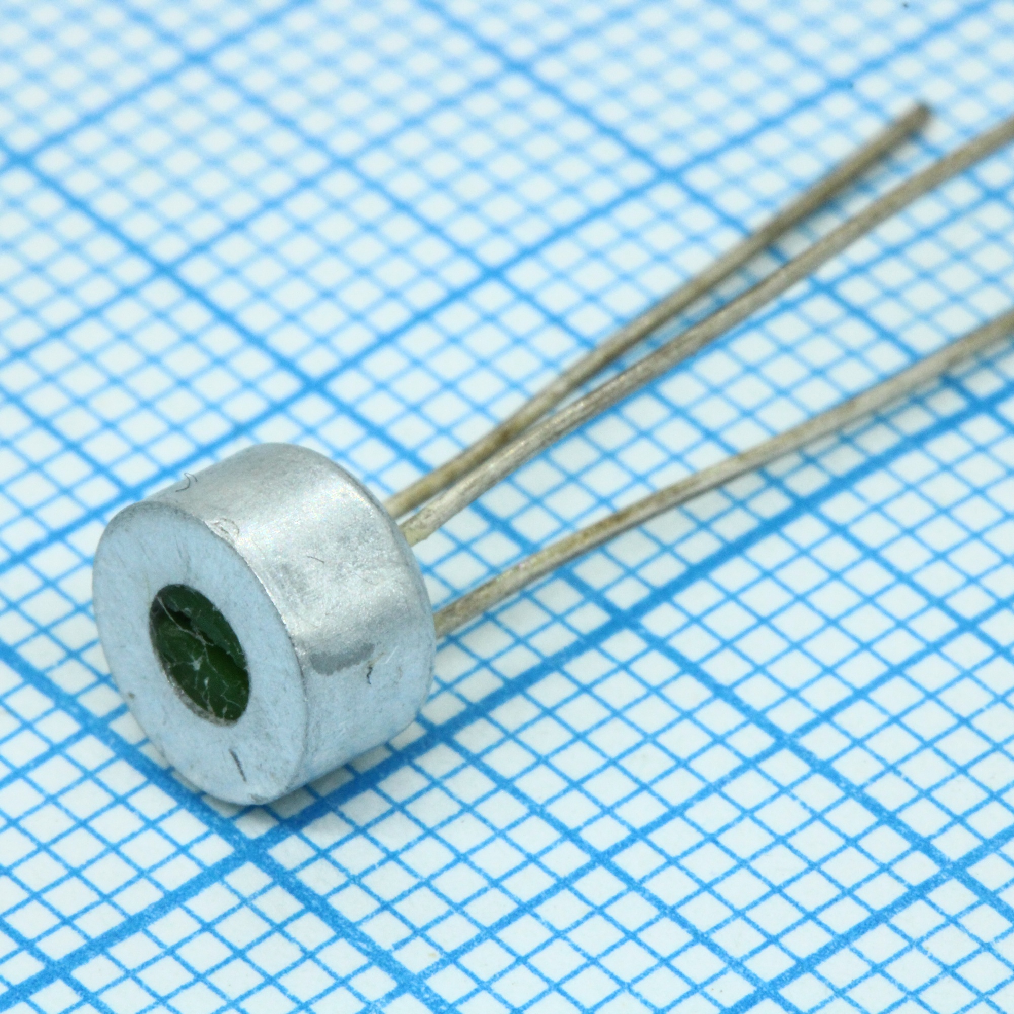 СП3-19а 0.5    15К ±20% - Резистор подстроечный непроволочный однооборотный 0.5Вт 15КОм ±20%