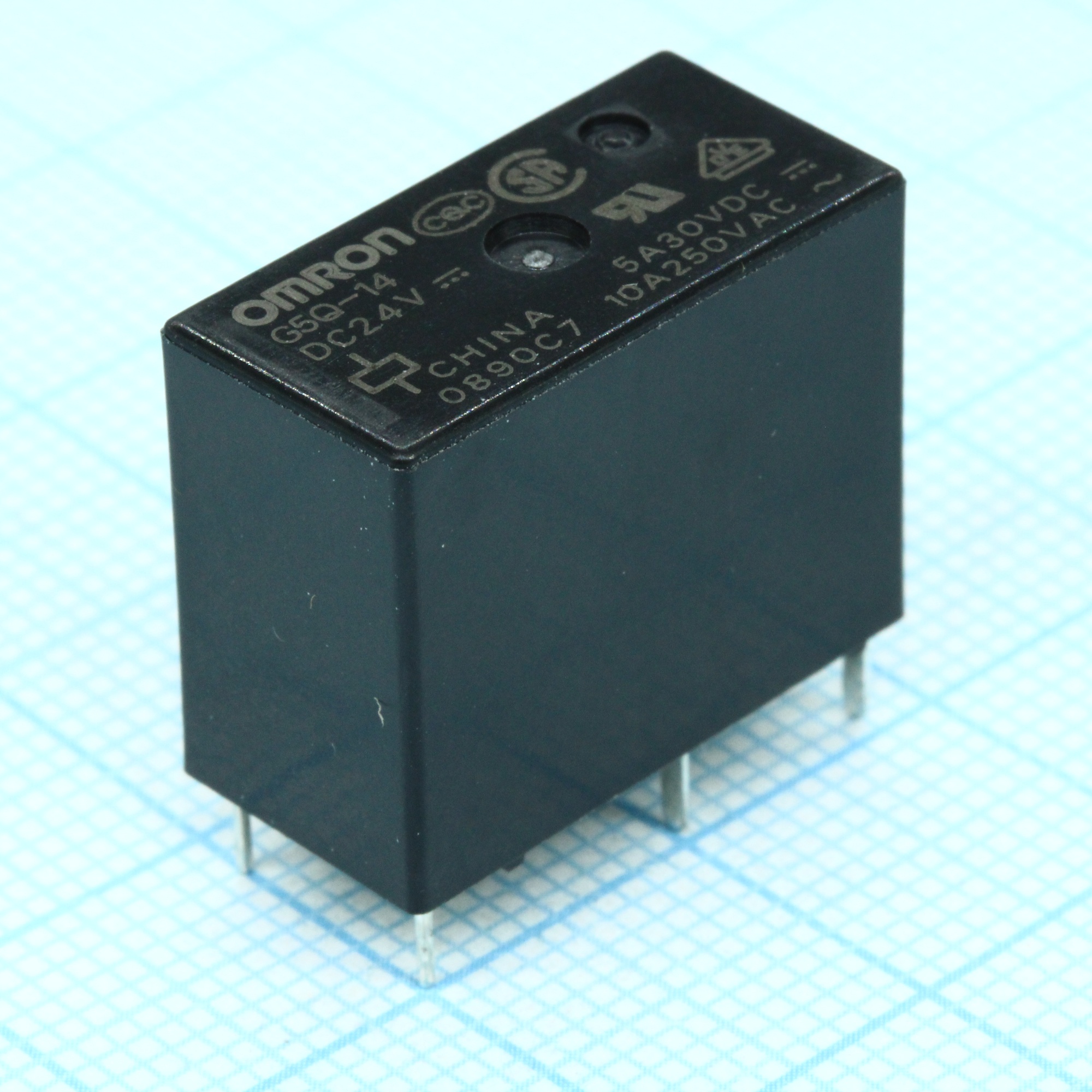 G5Q-14-24VDC - Силовое реле 10А один контакт на переключение катушка 24В 1440Ом