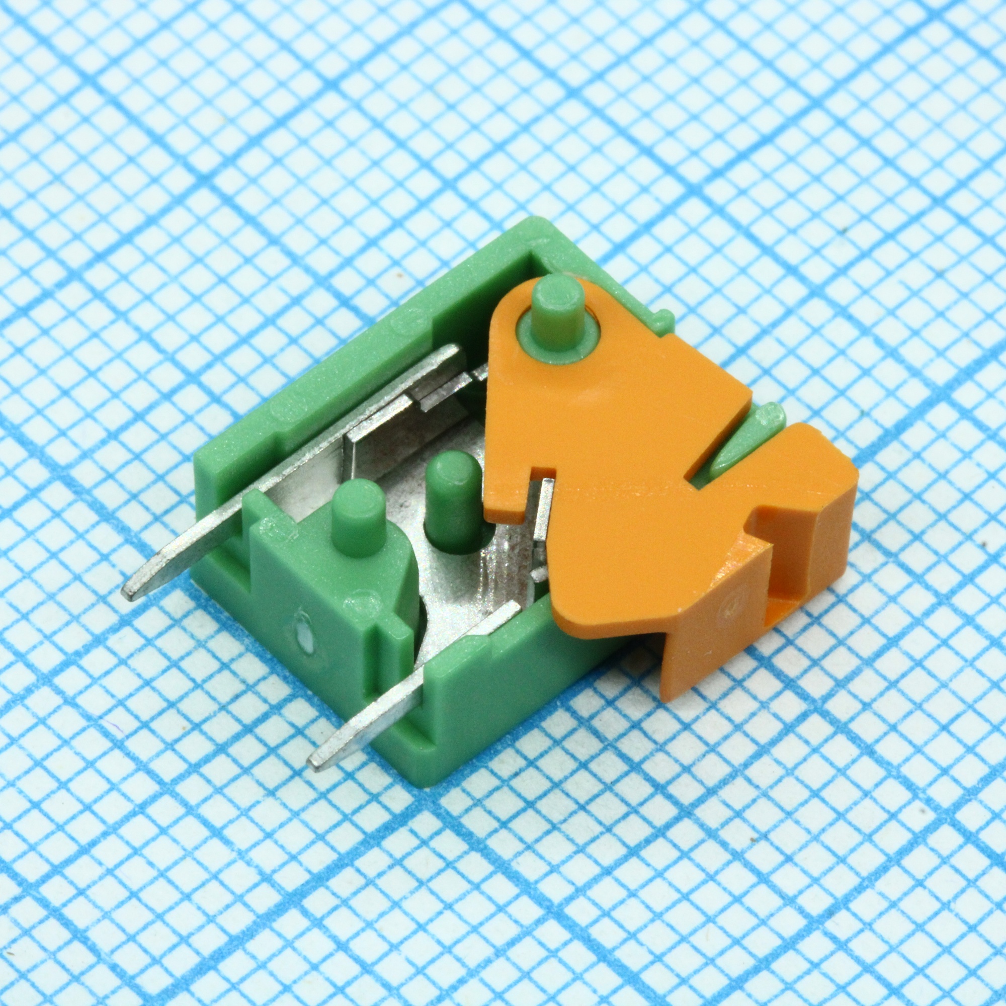 FFKDS/V1-5.08 - Клеммы для печатной платы, номинальный ток: 15 A, расчетное напряжение (III/2): 400 В, номинальное сечение: 1,5 мм?, размер шага: 5,08 мм, полюсов: 1, тип подключения: Пружинные зажимы Push-in