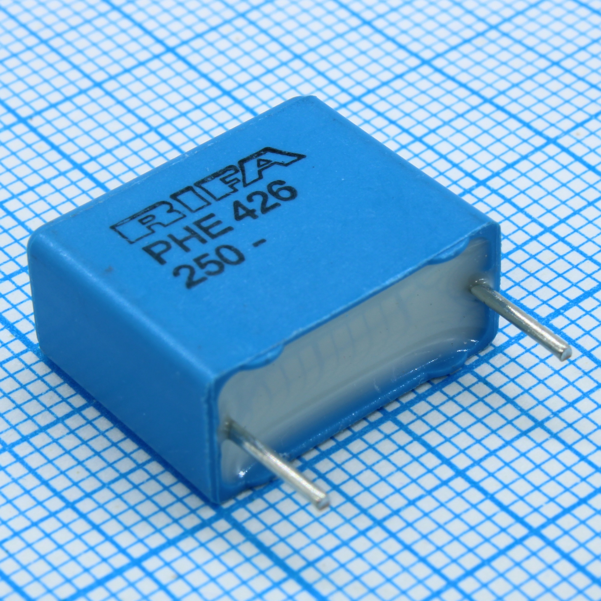 PHE426HB6680JR06 - Конденсатор металлопленочный полипропиленовый 0.68мкФ ±5% 250В радиальный