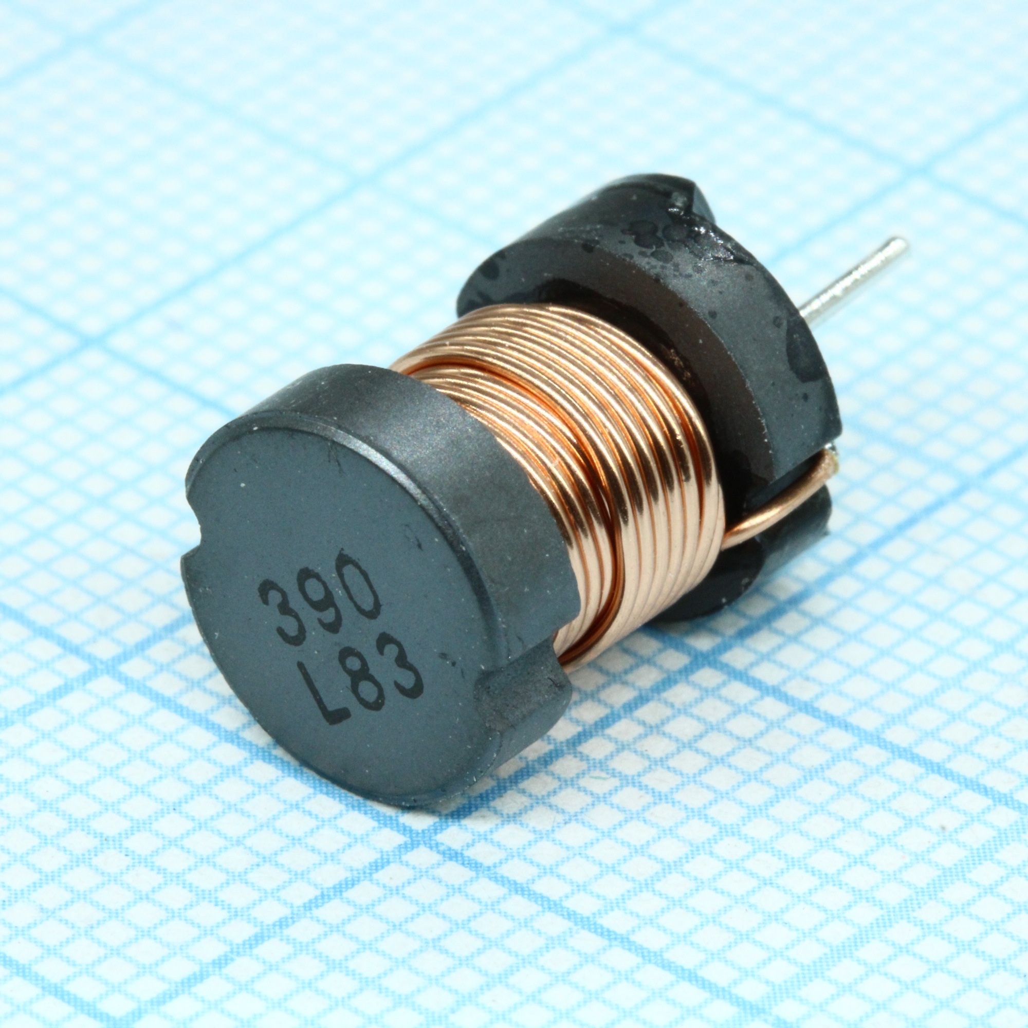 RCH114NP-390KB - Силовая индуктивность 39uH ±10% 2.7A 0.074Om радиальная без магнитного экрана