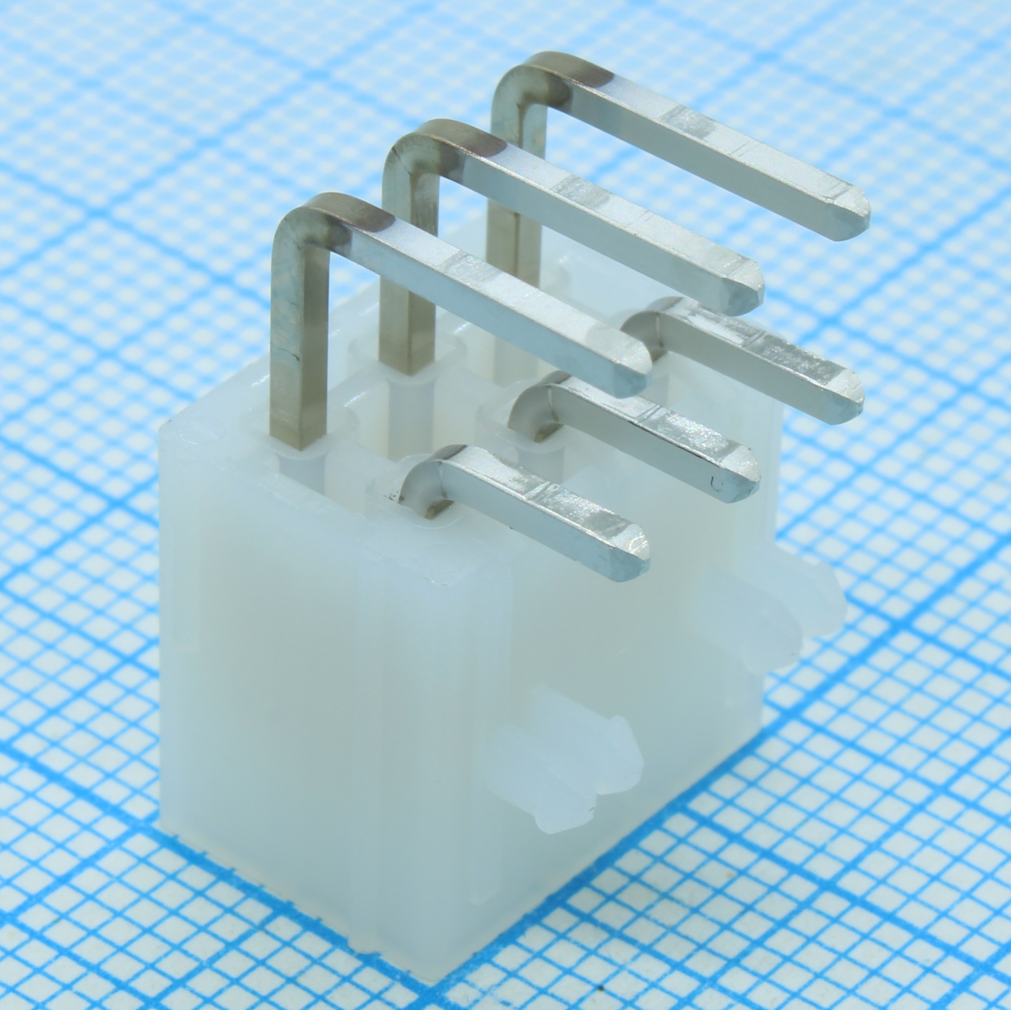 26013116 - Соединитель провод-плата HDR 6 контактов шаг 4.2мм угловой монтаж в отверстие серия Mini-Fit Jr пакет