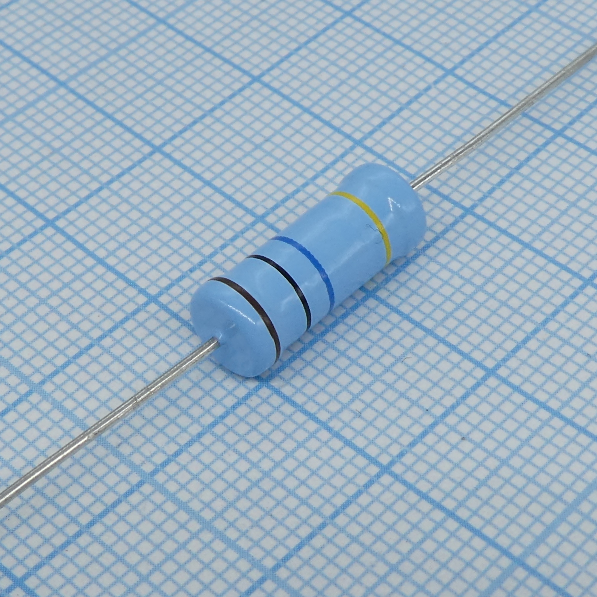 VR68000001005JAC00 - Резистор металлопленочный 1Вт 10МОм ±5% с аксиальными выводами