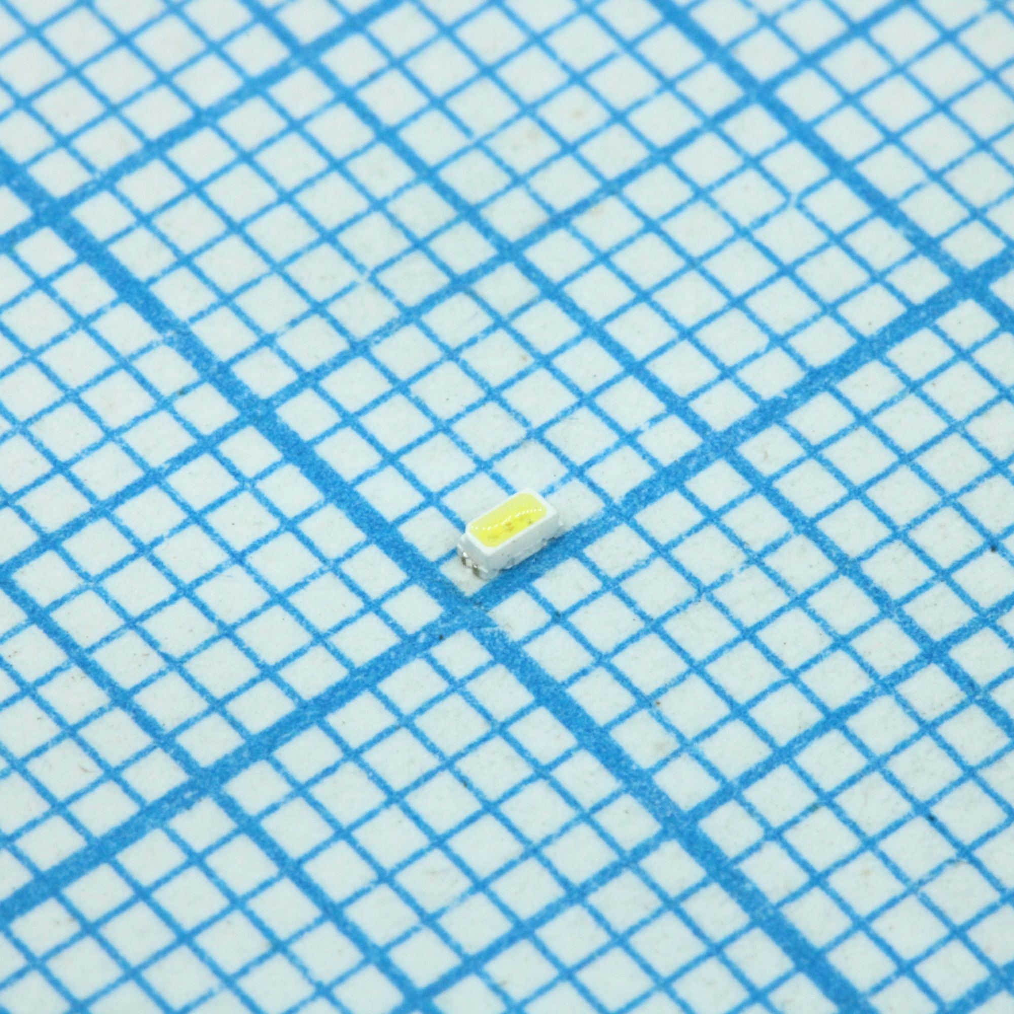 KA-1608VWS-A1-10MAV - Светодиод smd 1,6х0,8мм/белый/450-730мКд/прозрачный/120°