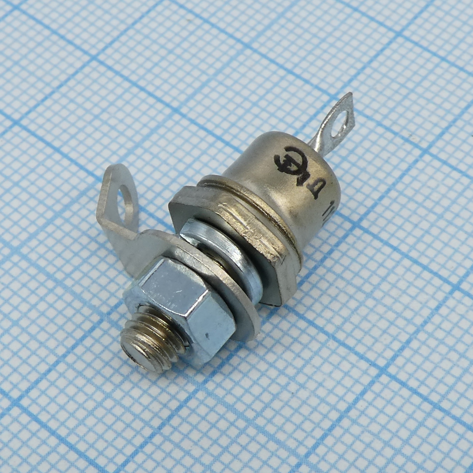 Д112-16-10 - Диод силовой 16А, 1000В