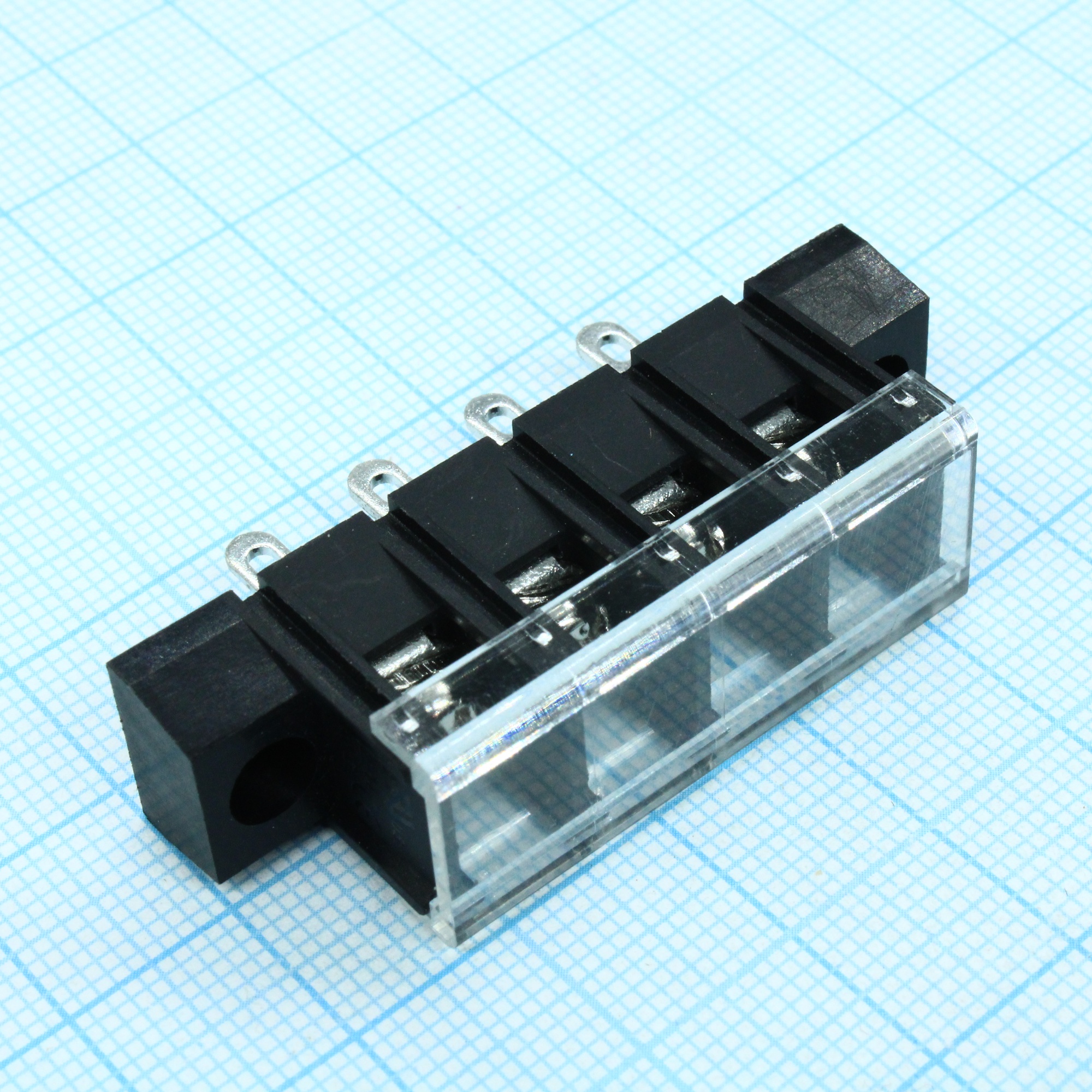 DG38H-A-04P-13-00A(H) - Барьерный клеммный блок 4 контакта. Серия DG38H-A