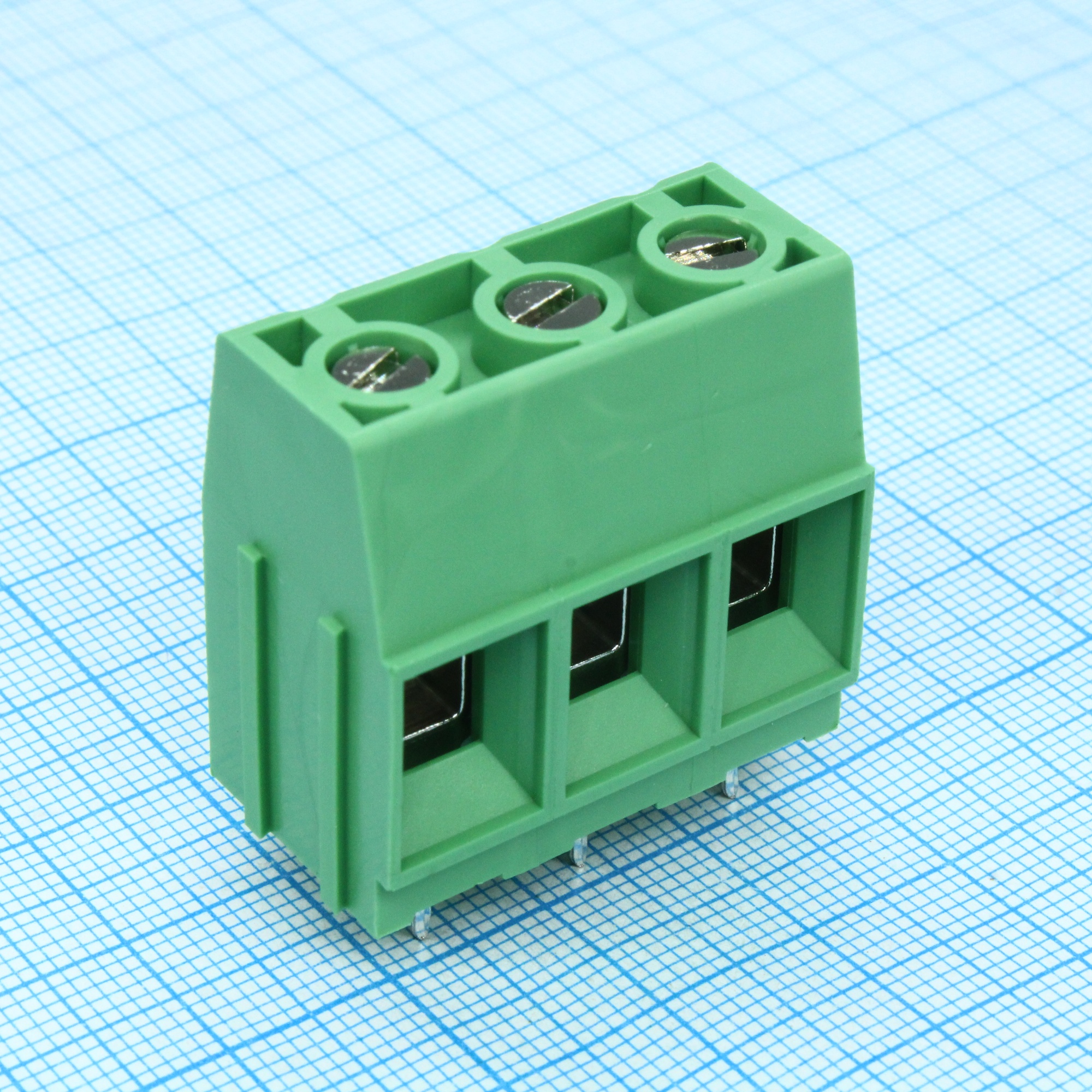 DG136T-10.16-03P-14-00A(H) - Винтовой клеммный блок c рельефной обоймой, 3 контакта. Серия DG136T-10.16