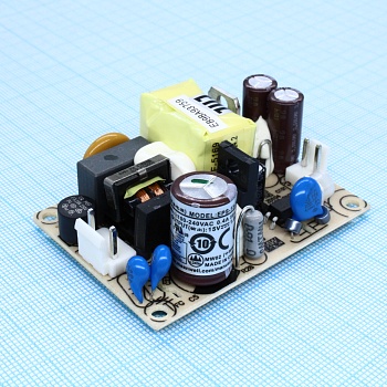 EPS-15-15 - AC-DC, 15Вт, мощность без нагрузки <0.3Вт, вход 85…264V AC, 47…63Гц /120…370В DC, выход 15В/1A,  изоляция 3000В AC, на плате 63.5х45.7х24мм, вход/выход разъемы JST, -30…+70°С