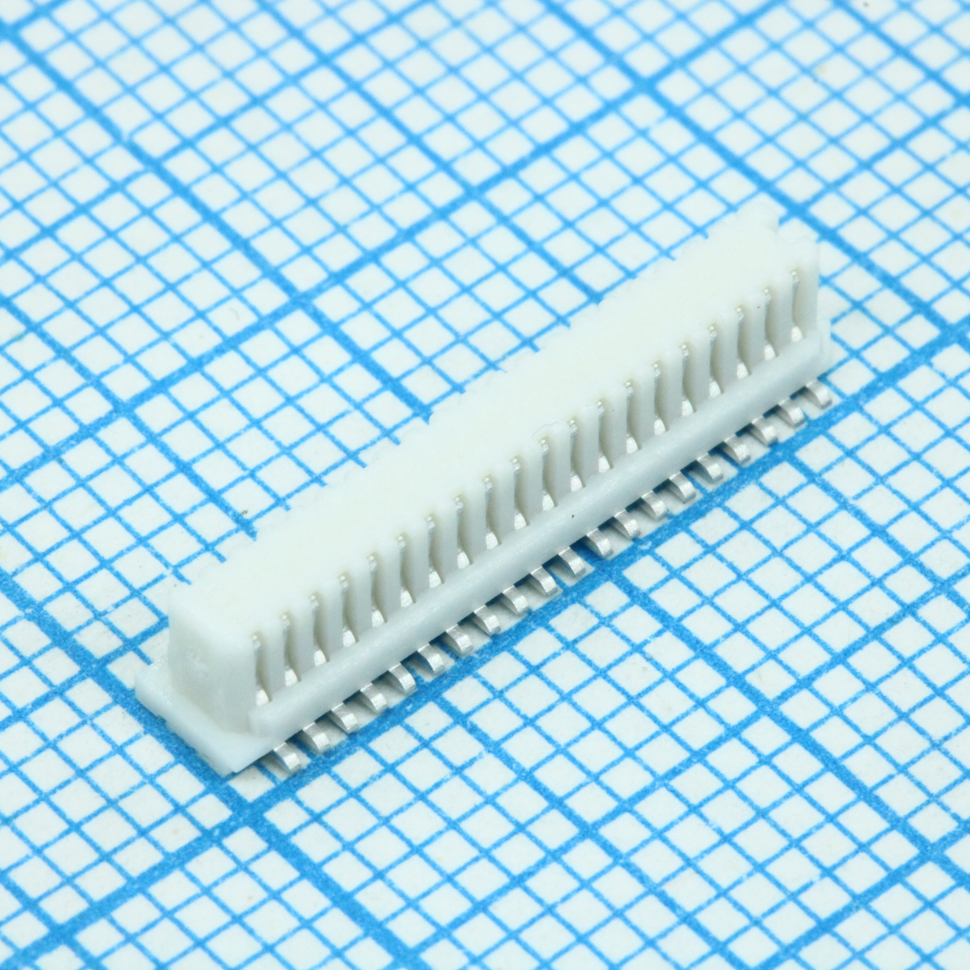 524654071 - Соединитель плата-плата 40 контактов 0.8мм для поверхностного монтажа лента на катушке