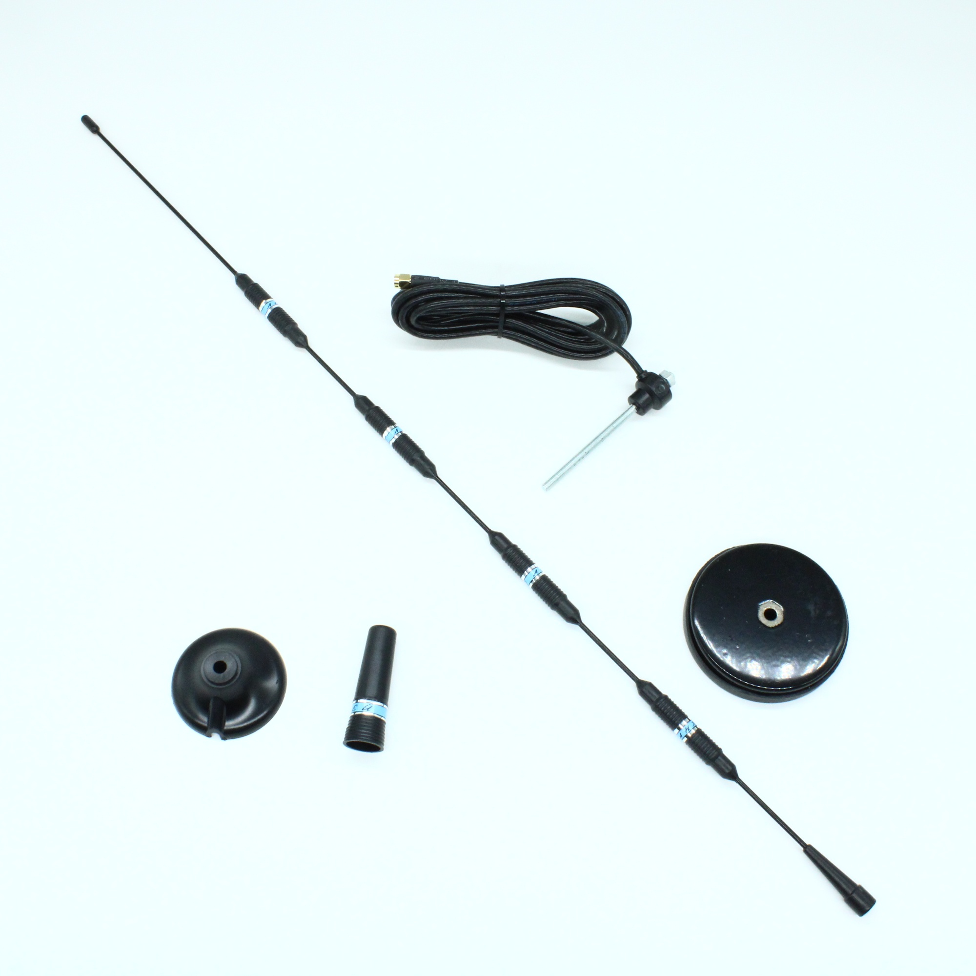 ANT GSM ANTEY 906 SMA - GSM 900/1800; 50Ом; 13,5 дБ; КСВ 1,9:1; магнитная база 75мм; длина кабеля 3м; ветровая нагрузка: 150км/ч; SMA-M-разъем