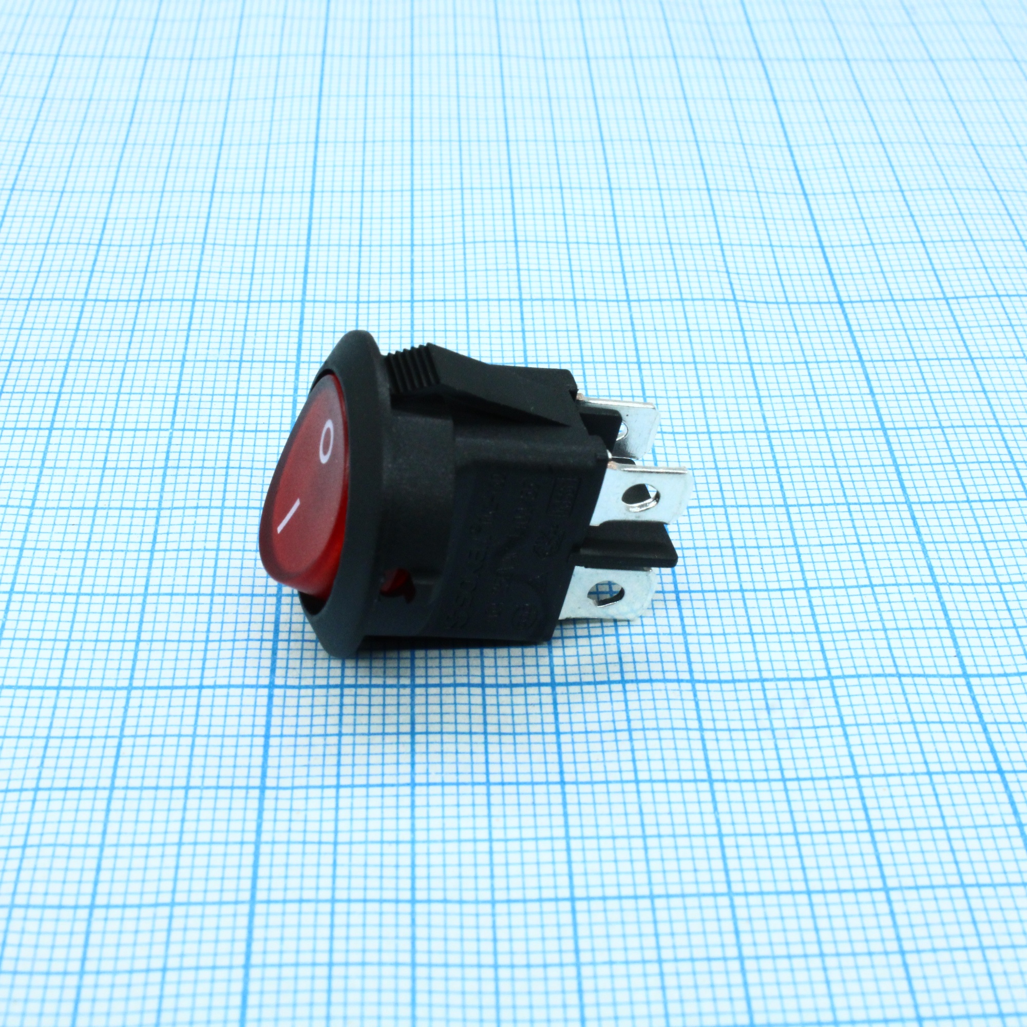 RK2-13D 2X1N B/R"0-" - Выключатель клавишный ON-OFF с подсветкой цвет корпуса (черный) цвет кнопки (красный)