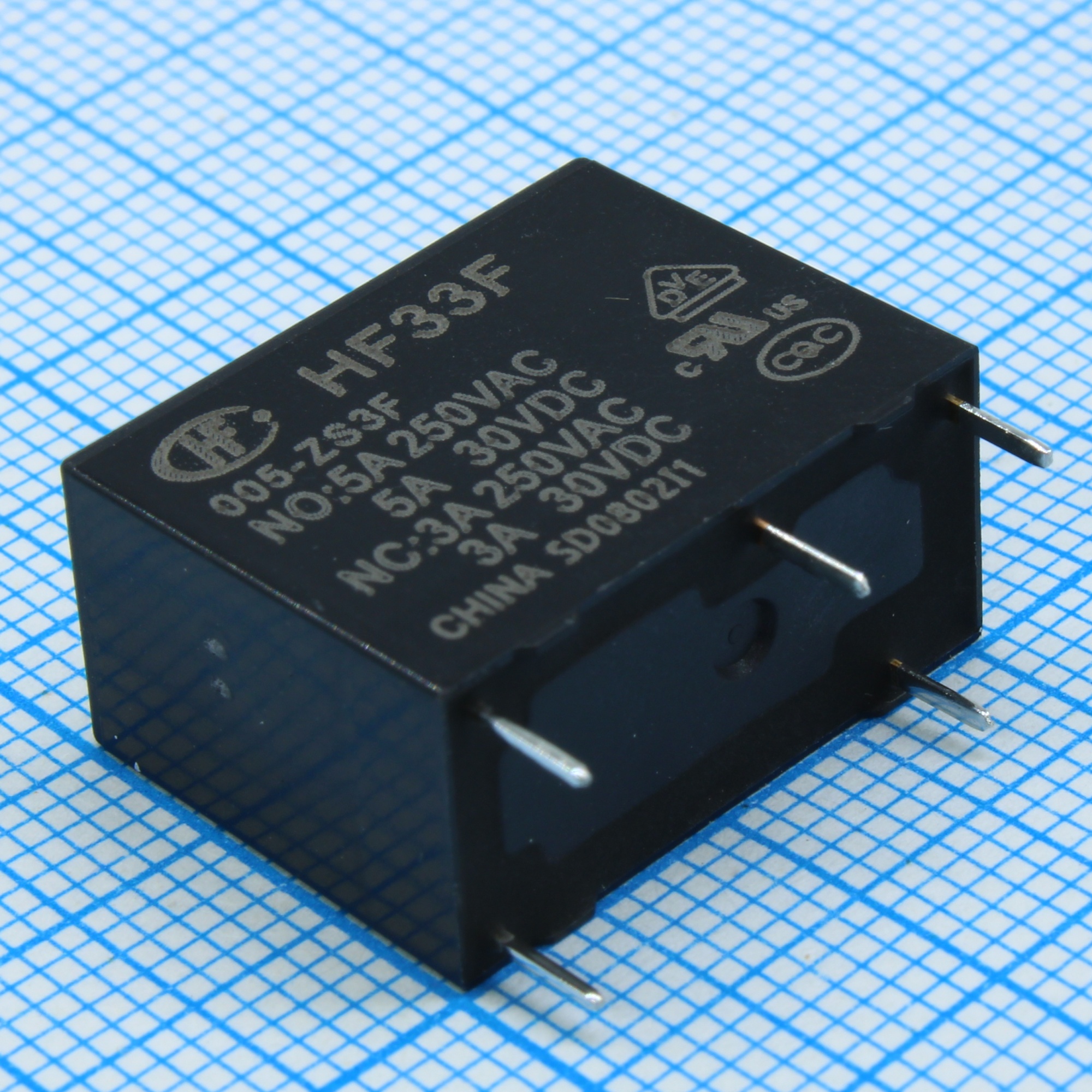 HF33F/005-ZS3F - силовое реле 5VDC
