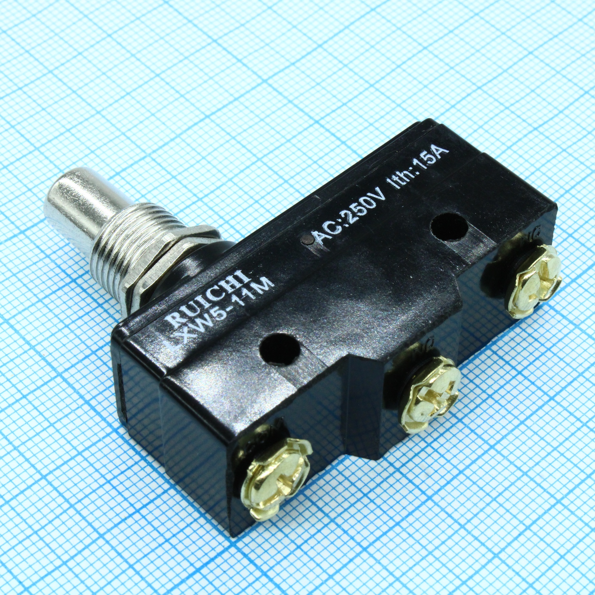 LXW5-11M - Микропереключатель ON-(ON) (15A 125/250В) одна контактная группа