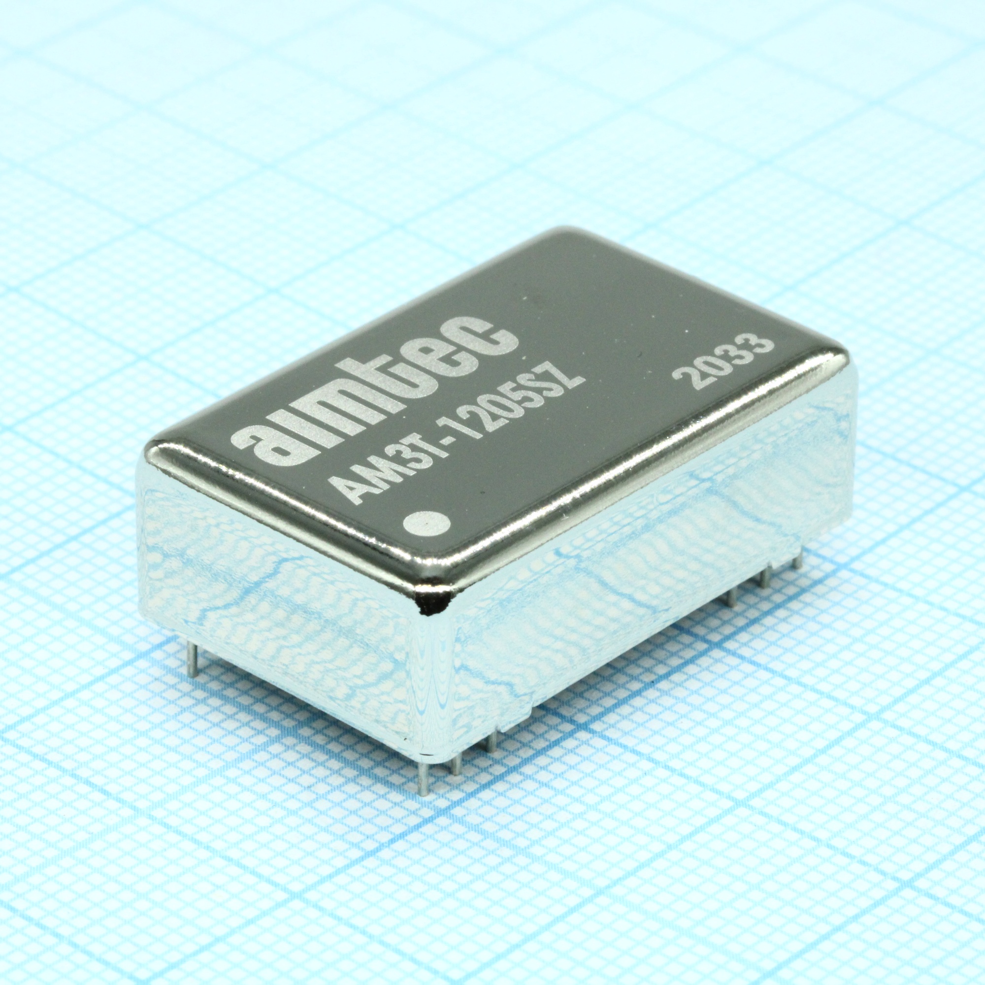 AM3T-1205SZ - DC/DC, 3Вт, вход 9…18В, выход 5В/0.6А, изоляция 1500В DC, КПД 76%, максимальная емкостная нагрузка не более 470мкФ, DIP24, 31.75x20.32x10.16мм, -40…85°C, металл