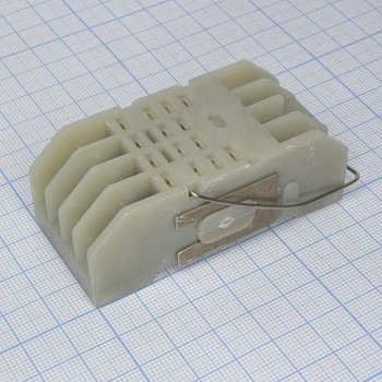 Розетка РП21-004-2 - Розетка предназначена для крепления к панели при помощи защелки. тип 2(под дин-рейку)