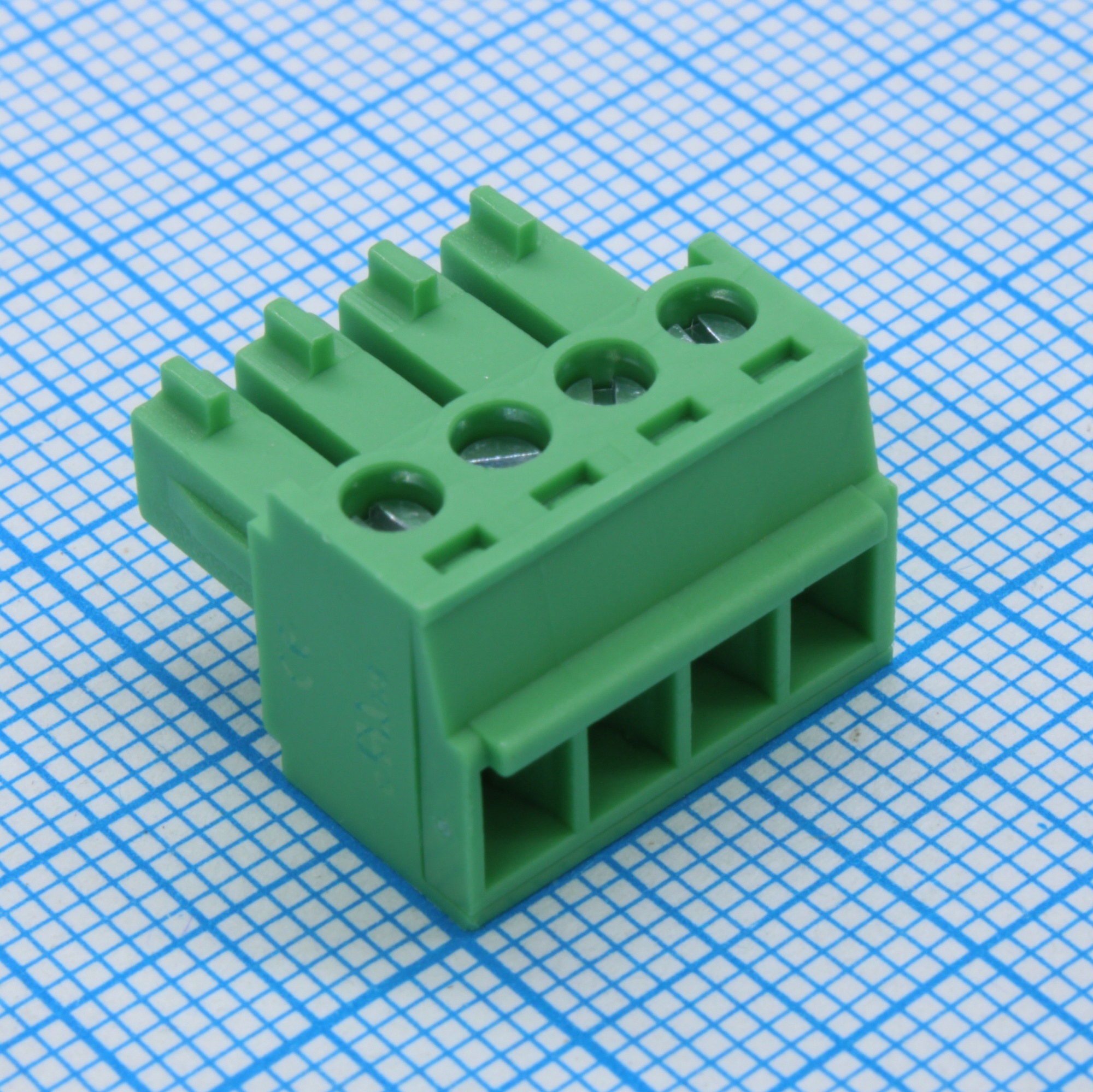 15EGTK-3.81-04P-14-00 - Разъемный клеммный блок, 4 контакта. Серия 15EGTK-3.81