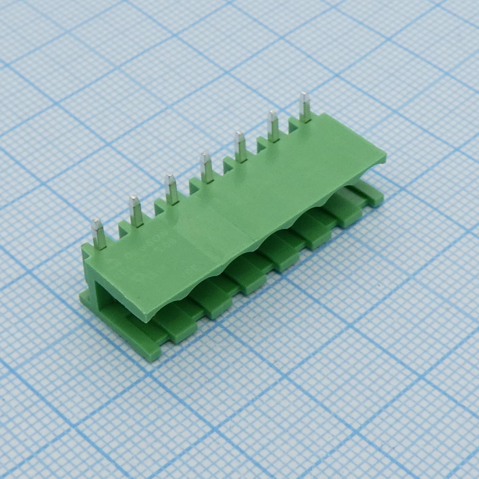 2EDGR-5.08-07P-14-00A(H) - Разъемный клеммный блок на плату, 7 контактов. Серия 2EDGR-5.08