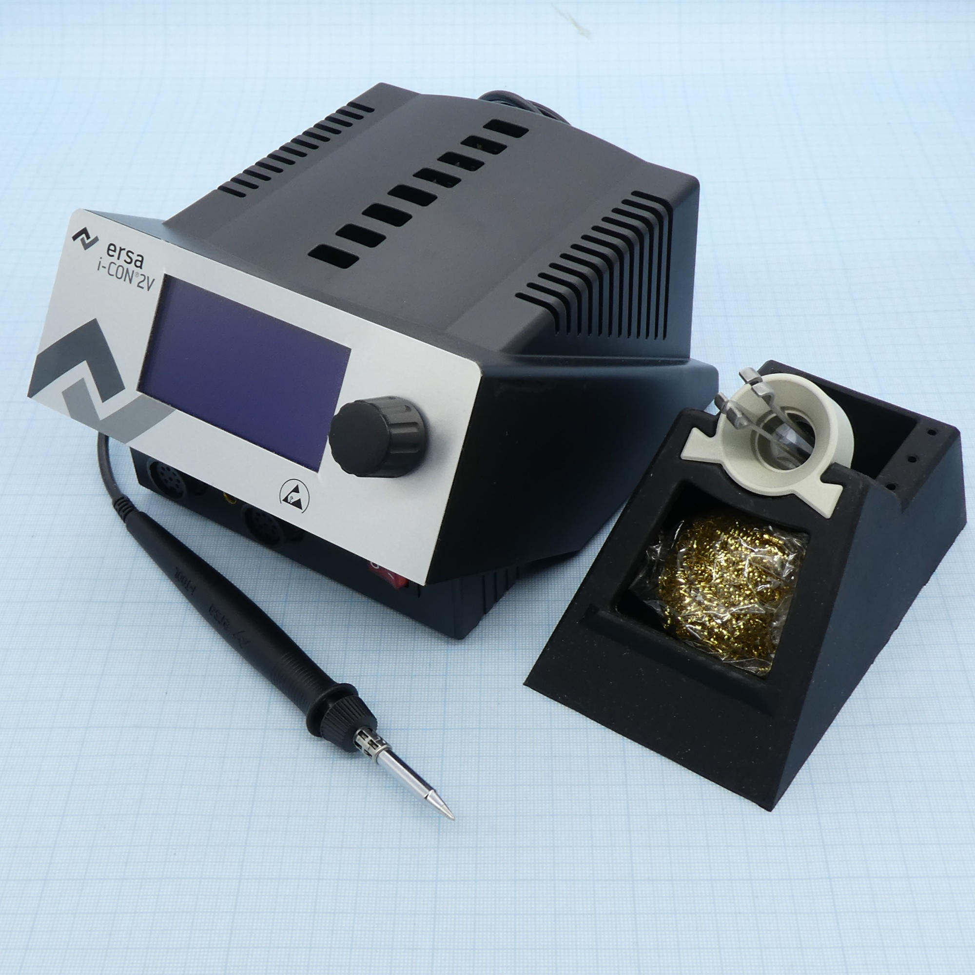 0IC2200V0C - Двухканальная паяльно-ремонтная антистатическая станция i-CON 2V с паяльником i-TOOL и интерфейсом для подключения системы воздухоочистки, плиты предварительного нагрева и ПК