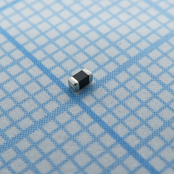 CG0603MLA-18KE - Var MOV 14VAC/18VDC 30A 33V 0603 SMD T/R